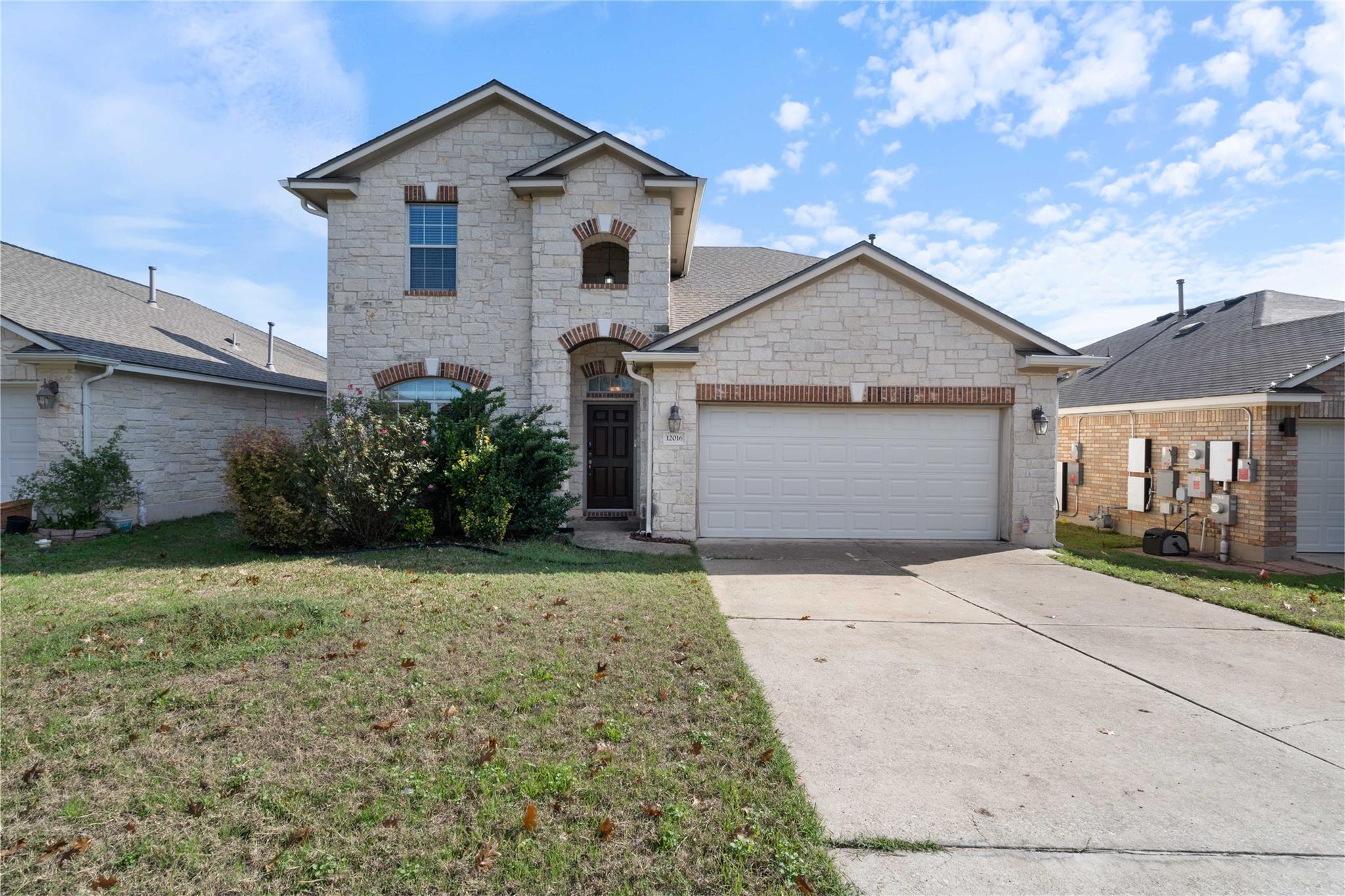 12016 Timber Heights Dr Property Photo 1
