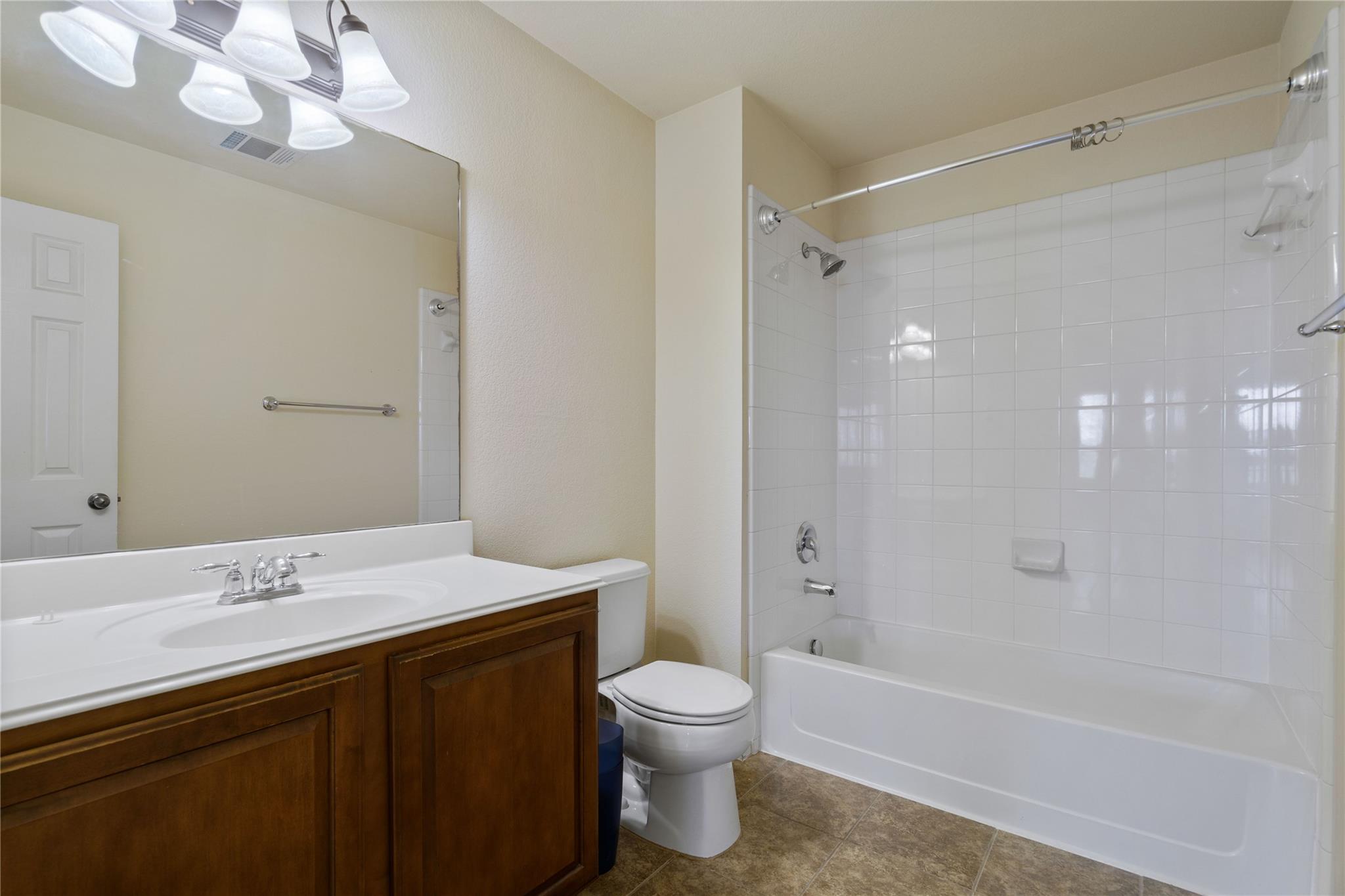 12016 Timber Heights Dr Property Photo 11