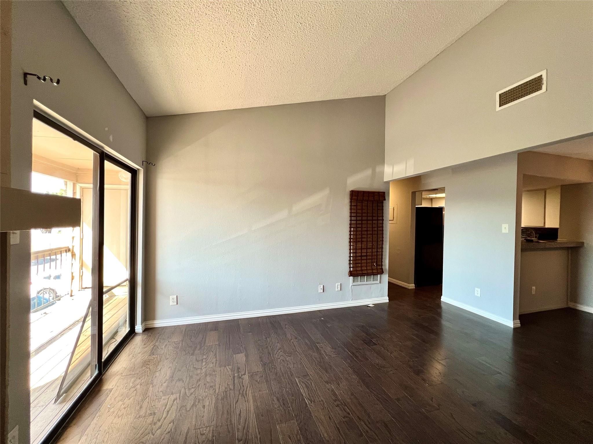8600 Fathom Cir #2105 Property Photo 16