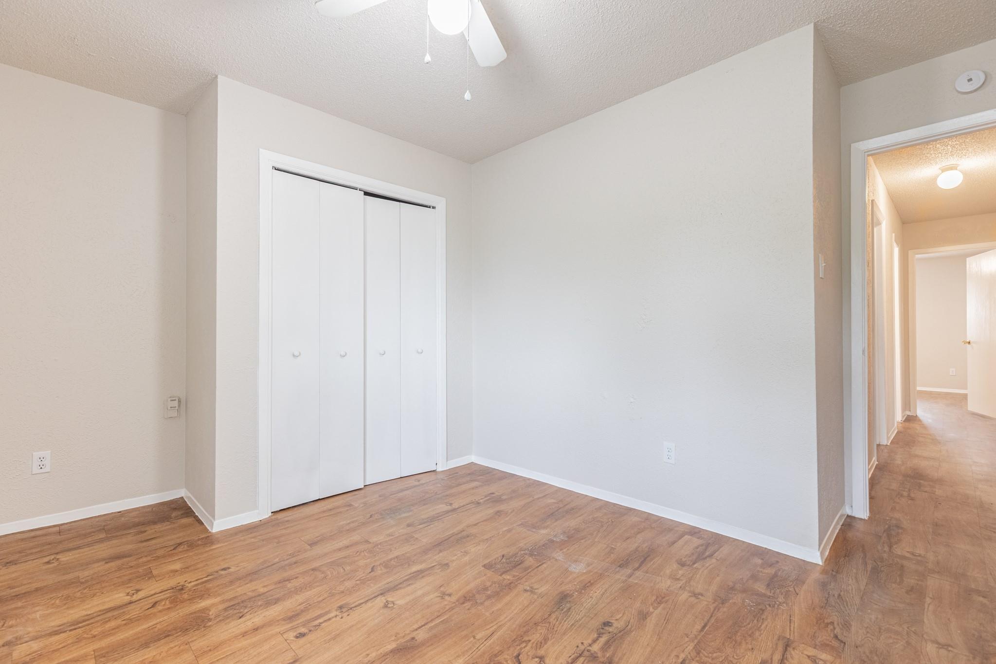 323 W William Cannon Dr #a Property Photo 17