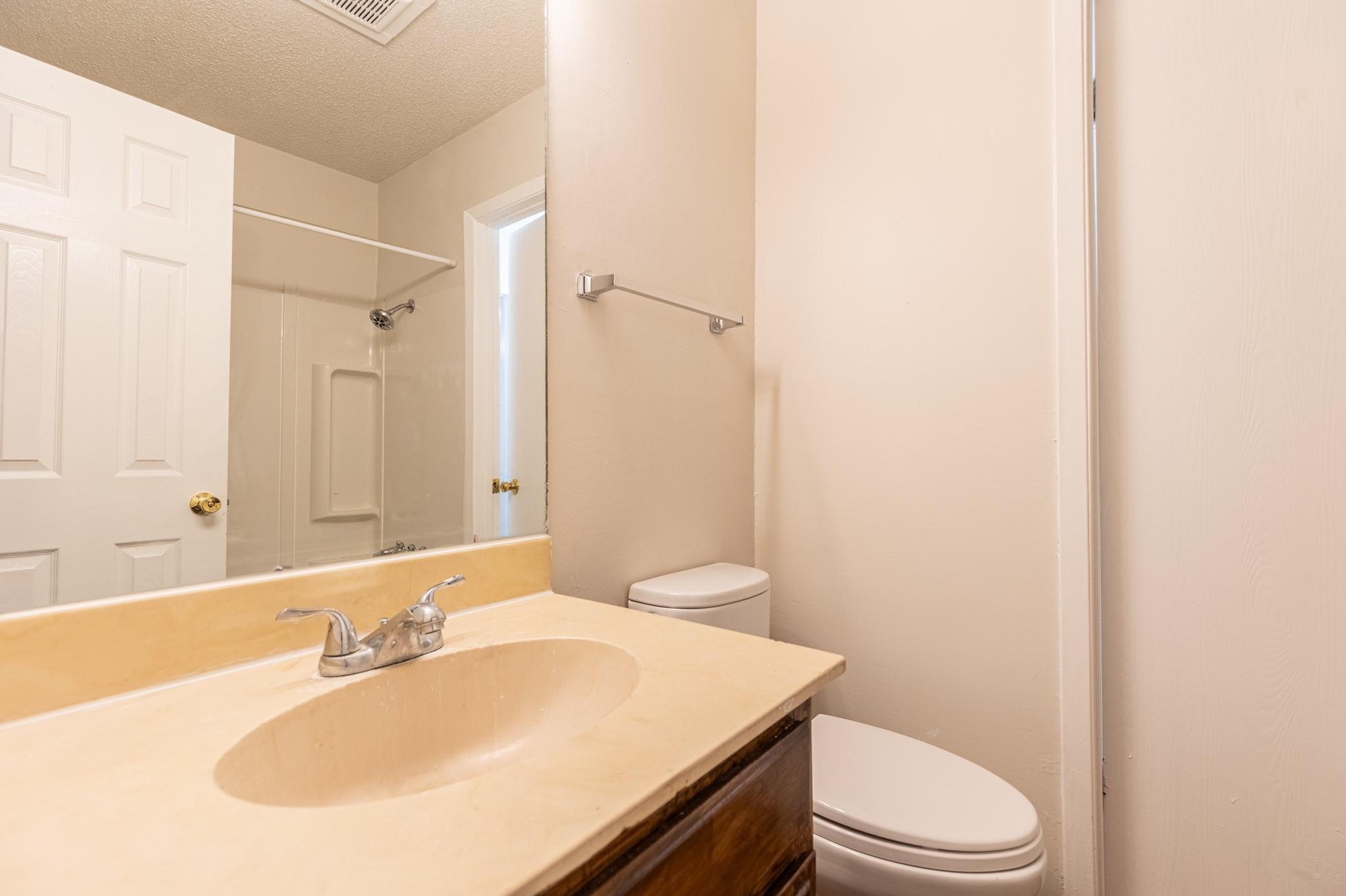 323 W William Cannon Dr #a Property Photo 20