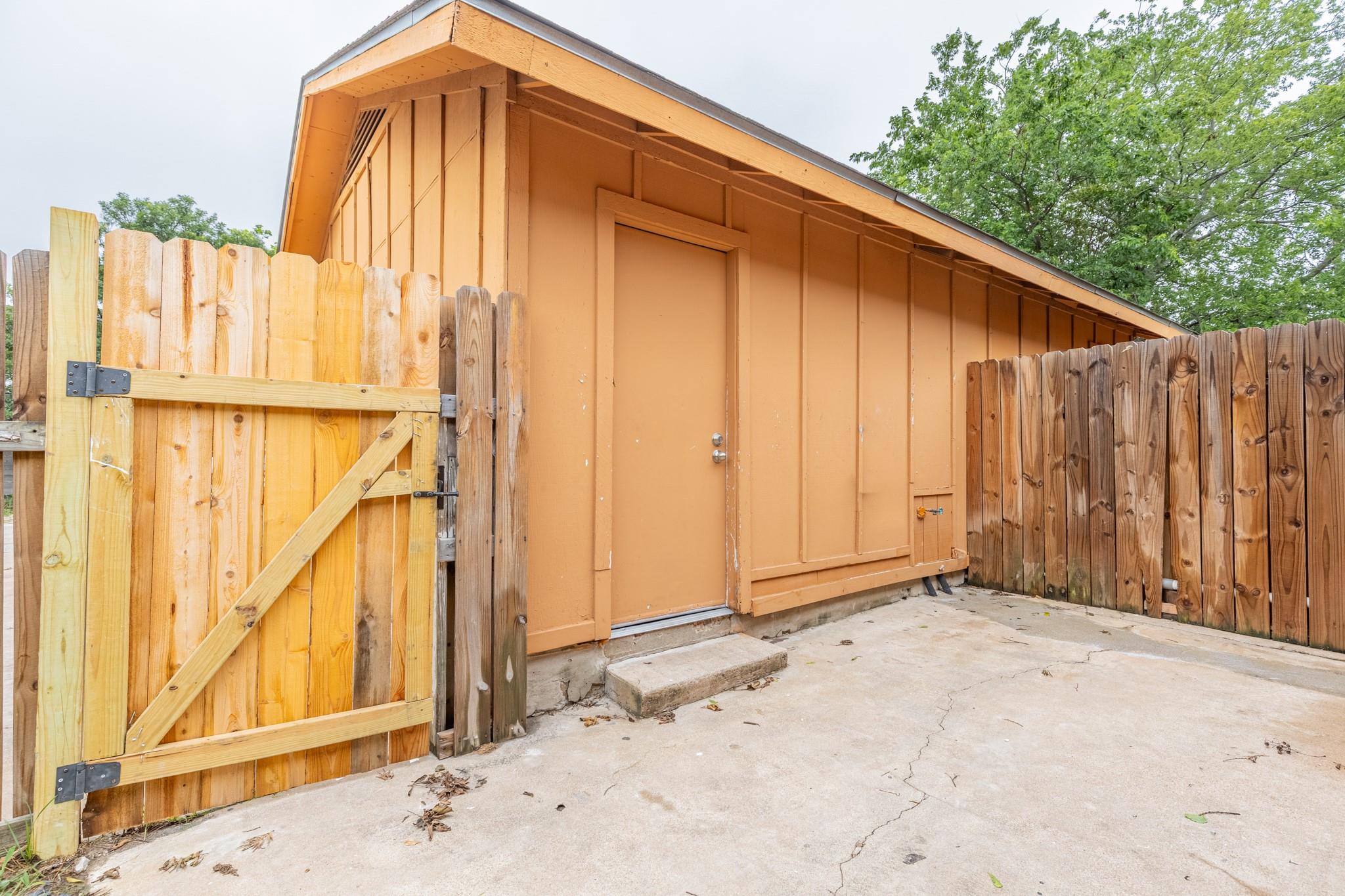 323 W William Cannon Dr #a Property Photo 30