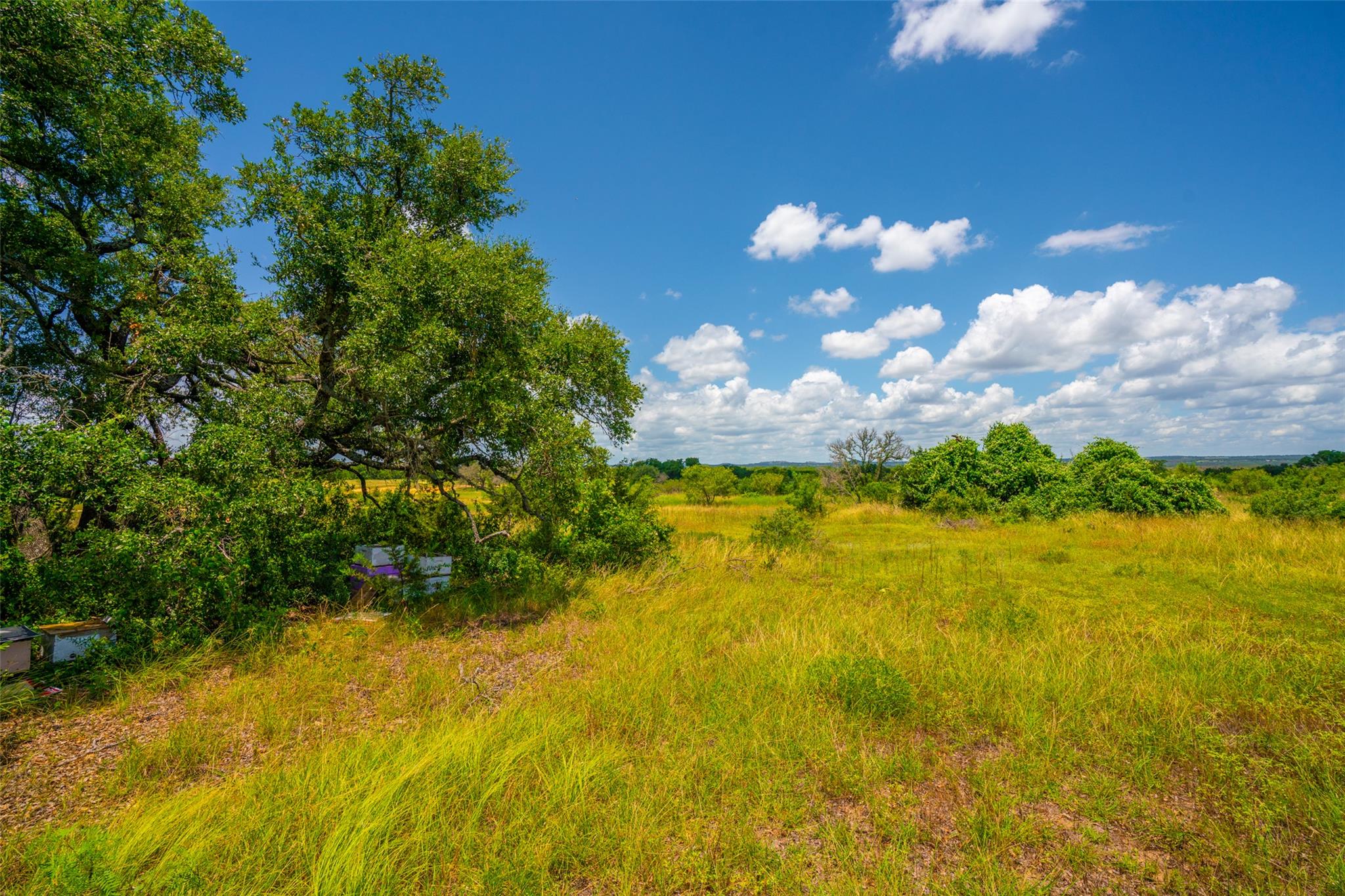 8502 E Us 290 Property Photo 17