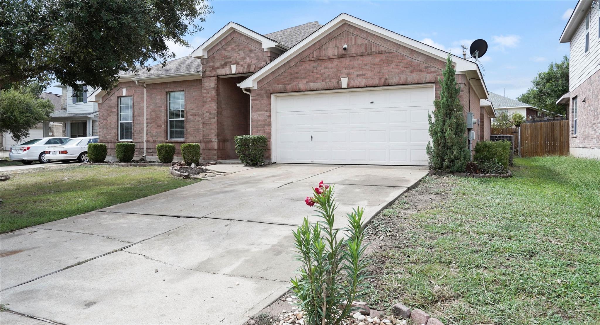 11716 Dunblane Way Property Photo 3