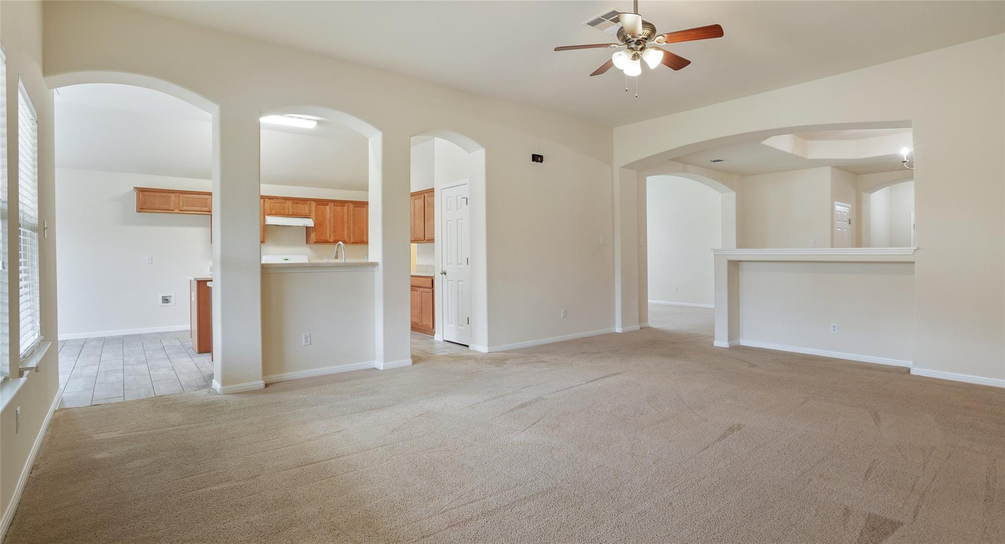 11716 Dunblane Way Property Photo 11