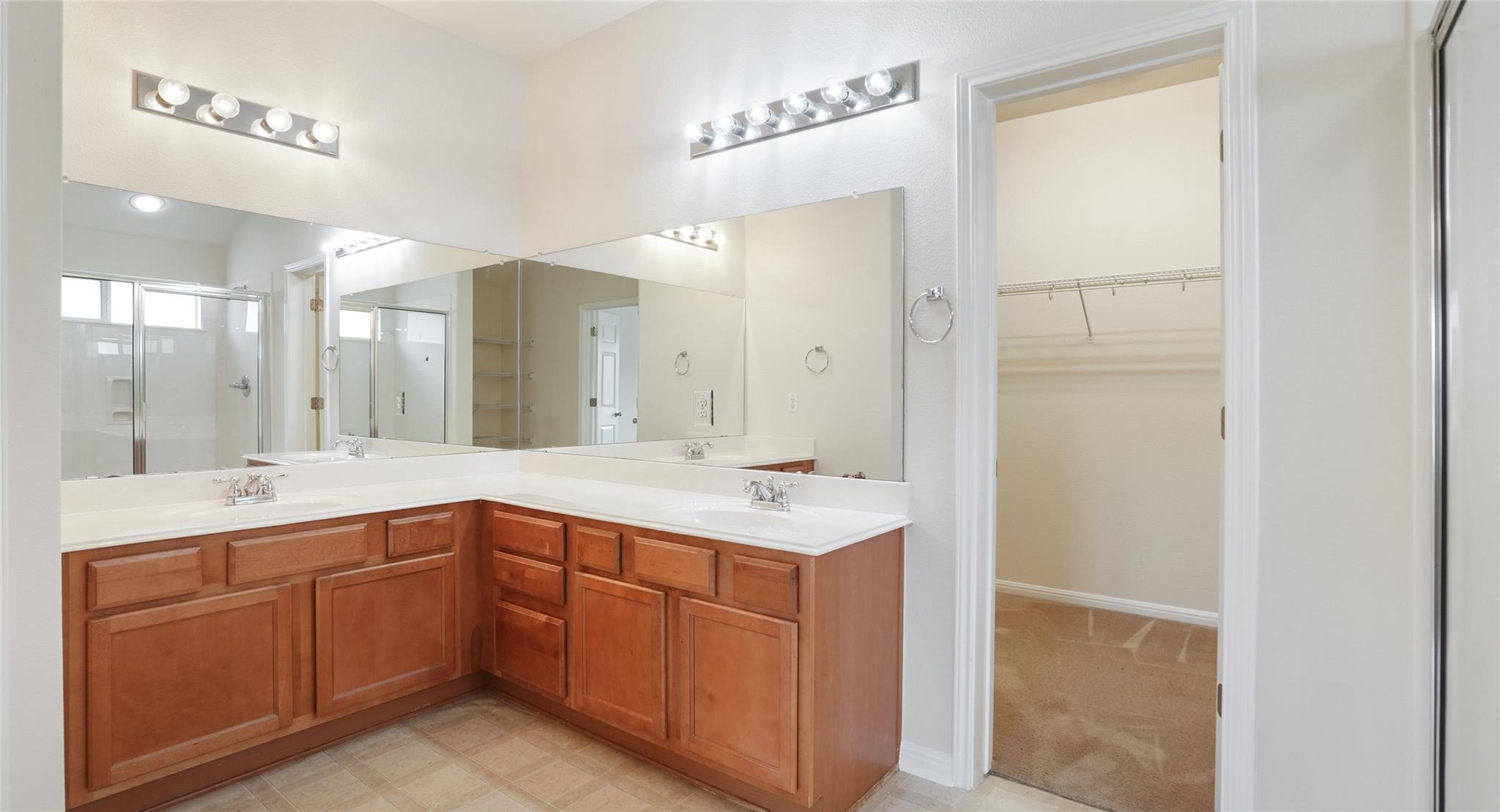 11716 Dunblane Way Property Photo 23