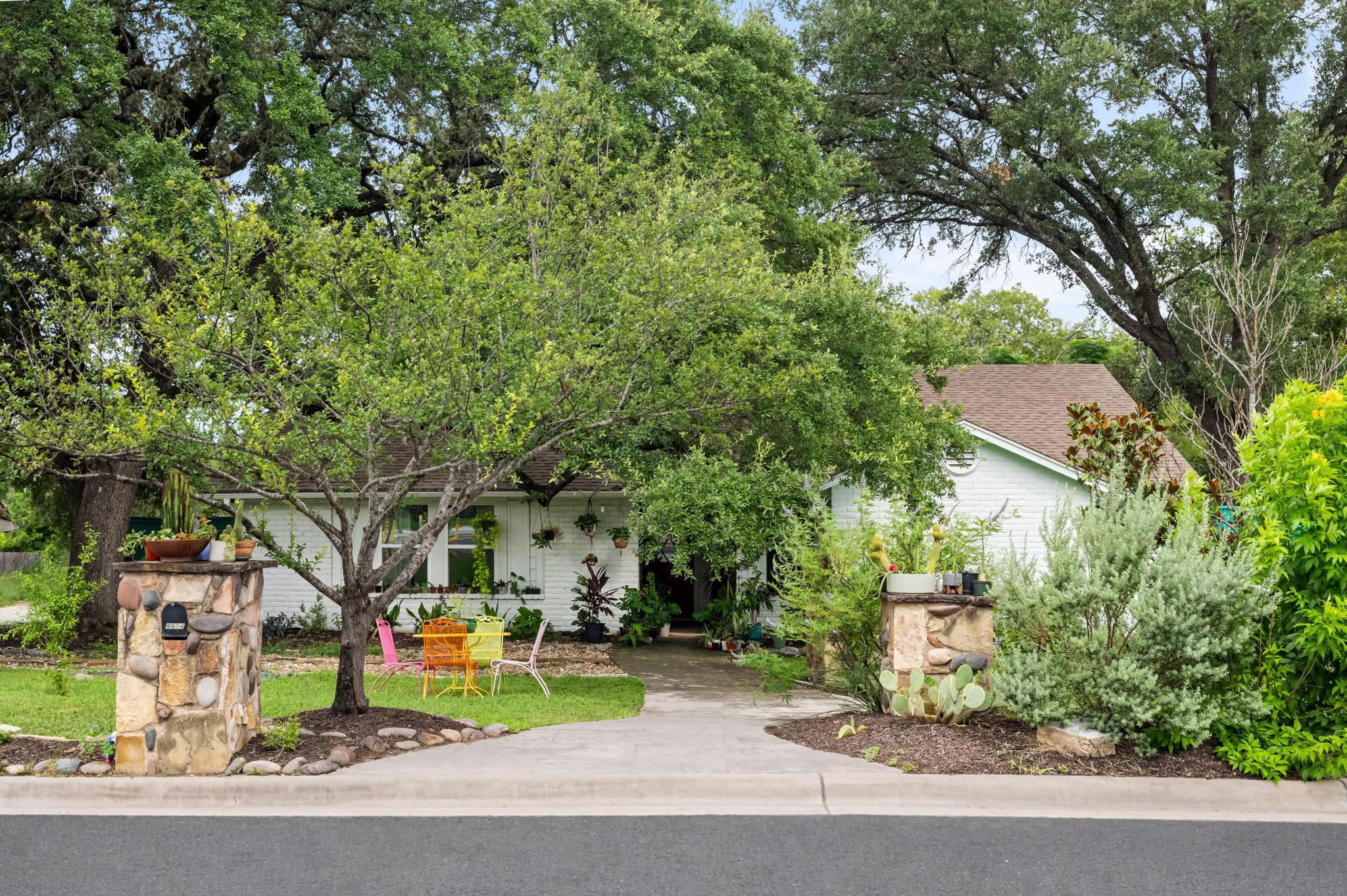 6604 Woodhue Dr Property Photo 33