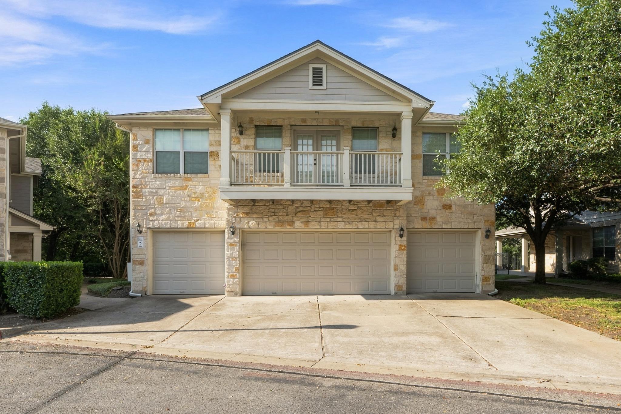 1900 Scofield Ridge Pkwy #202 Property Photo 5