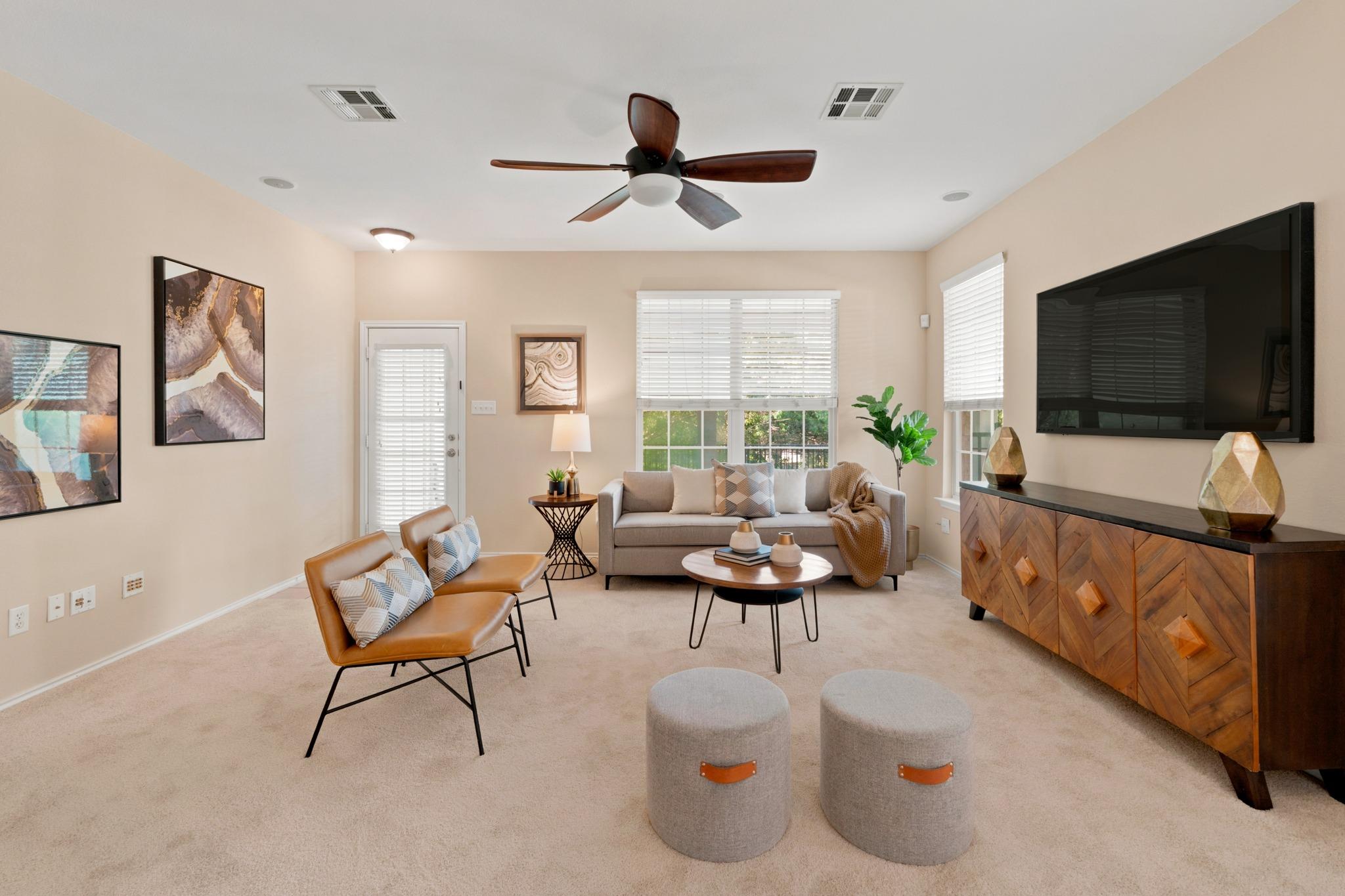 1900 Scofield Ridge Pkwy #202 Property Photo 8