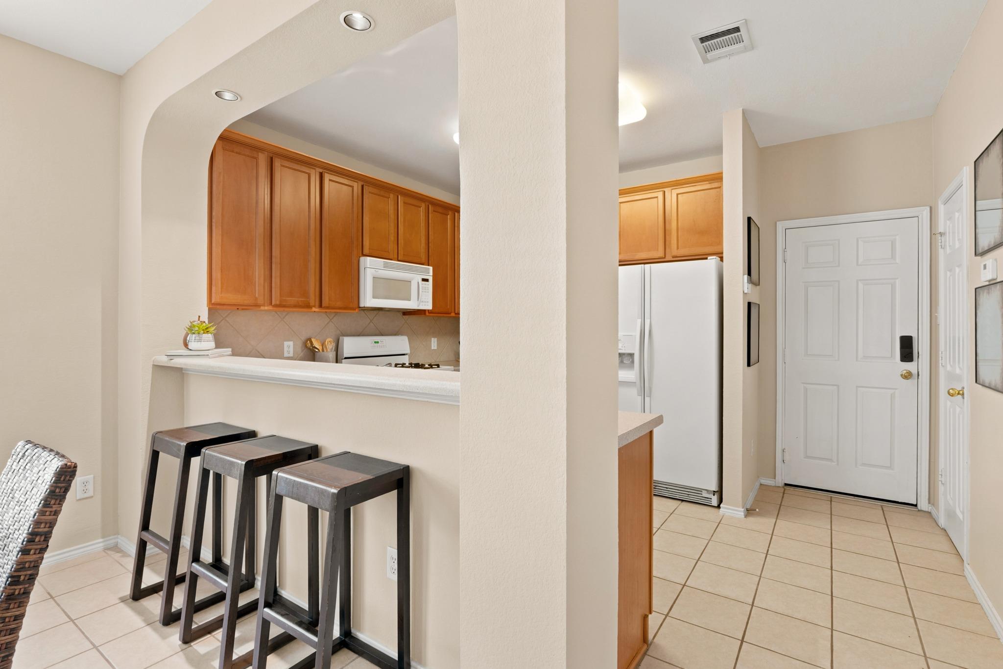 1900 Scofield Ridge Pkwy #202 Property Photo 10