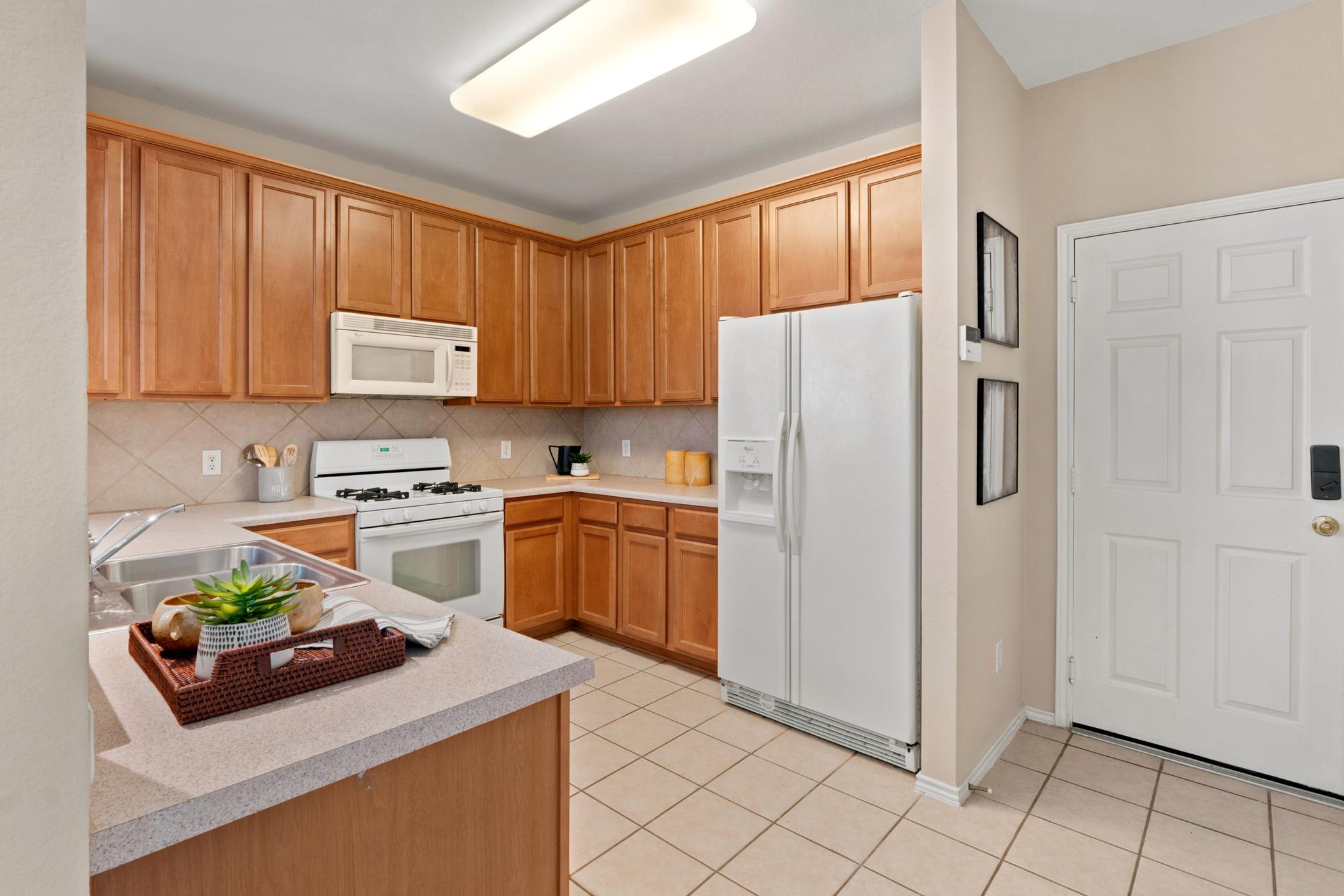 1900 Scofield Ridge Pkwy #202 Property Photo 11