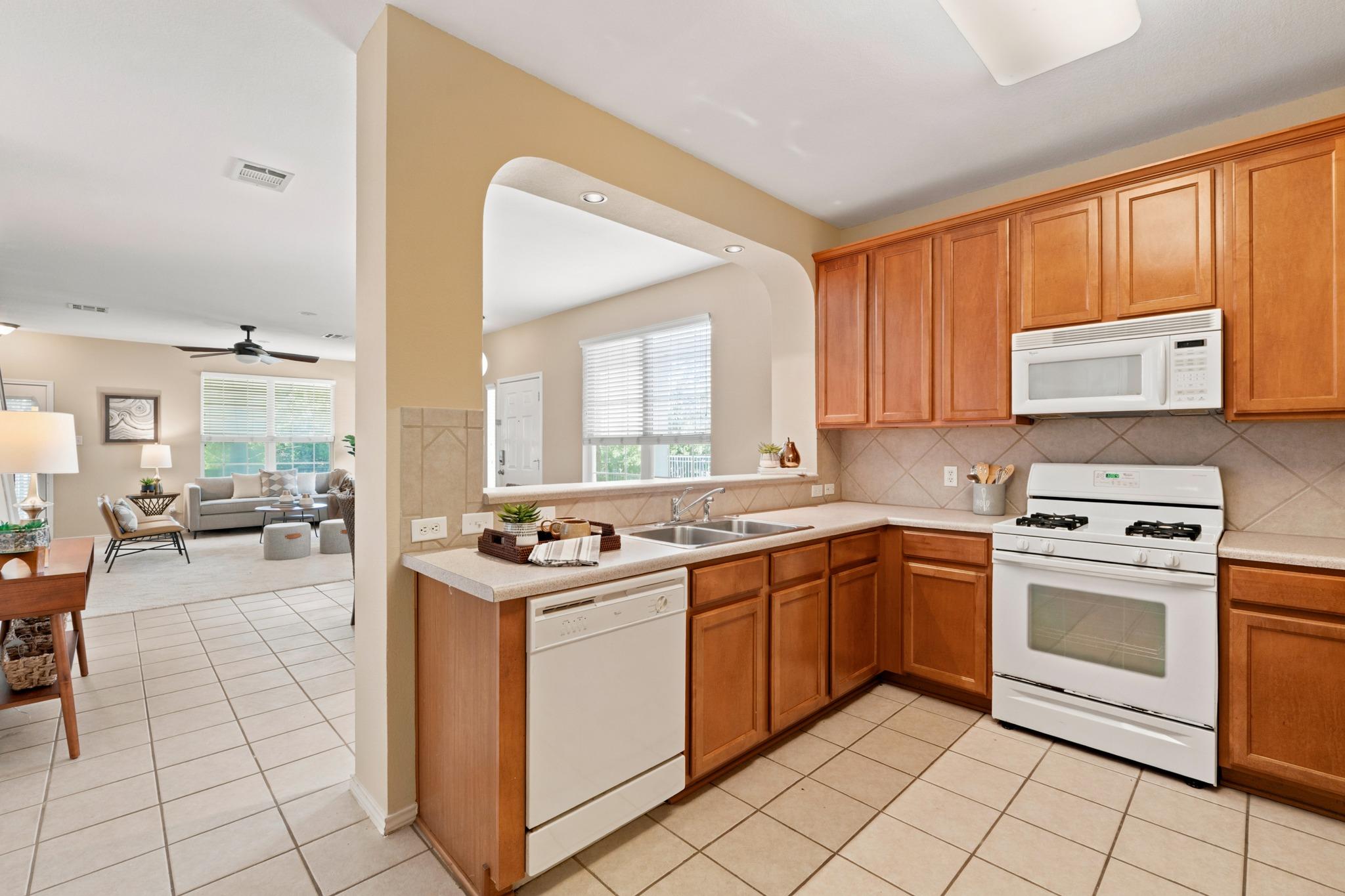 1900 Scofield Ridge Pkwy #202 Property Photo 13