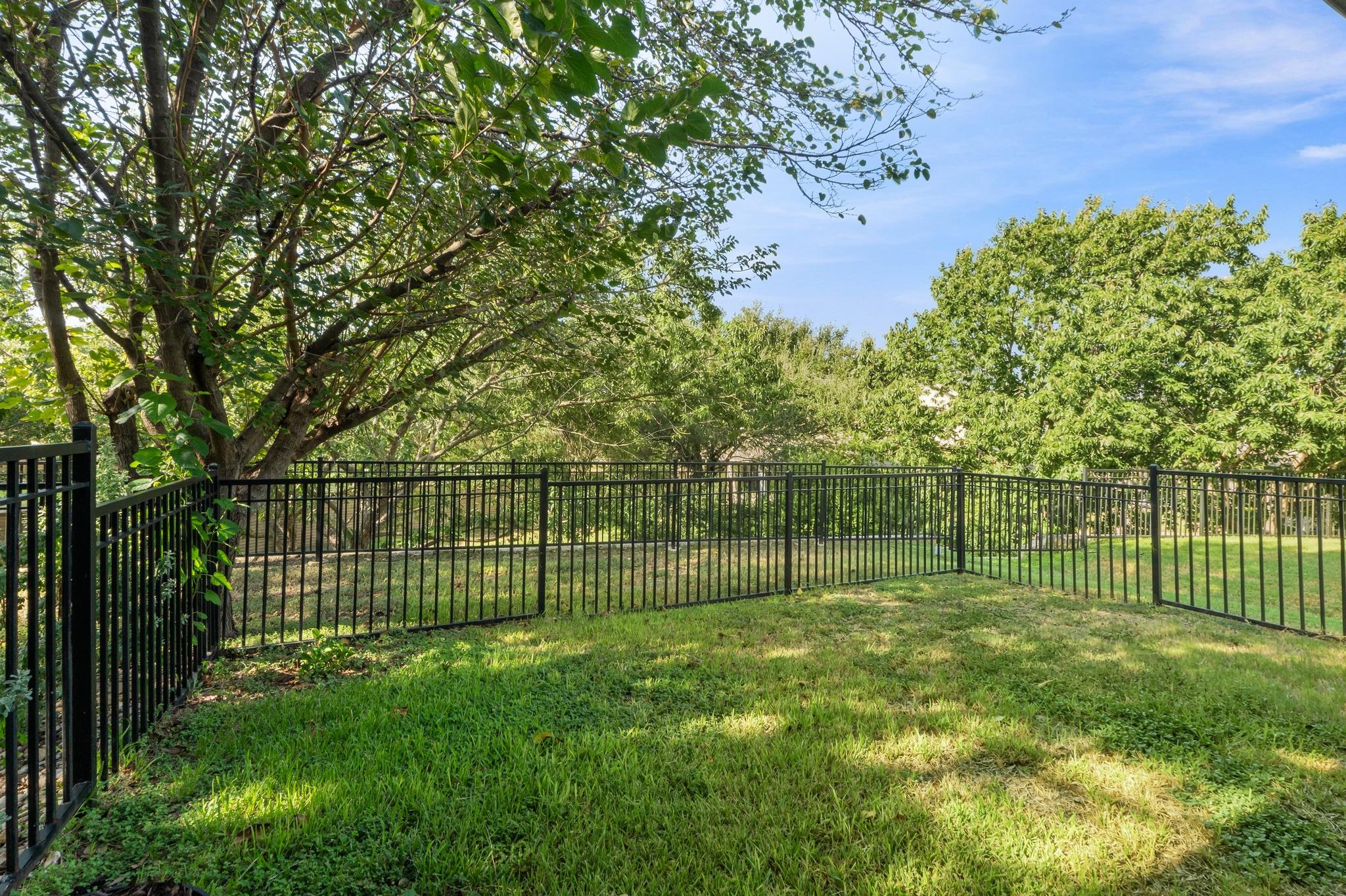 1900 Scofield Ridge Pkwy #202 Property Photo 26