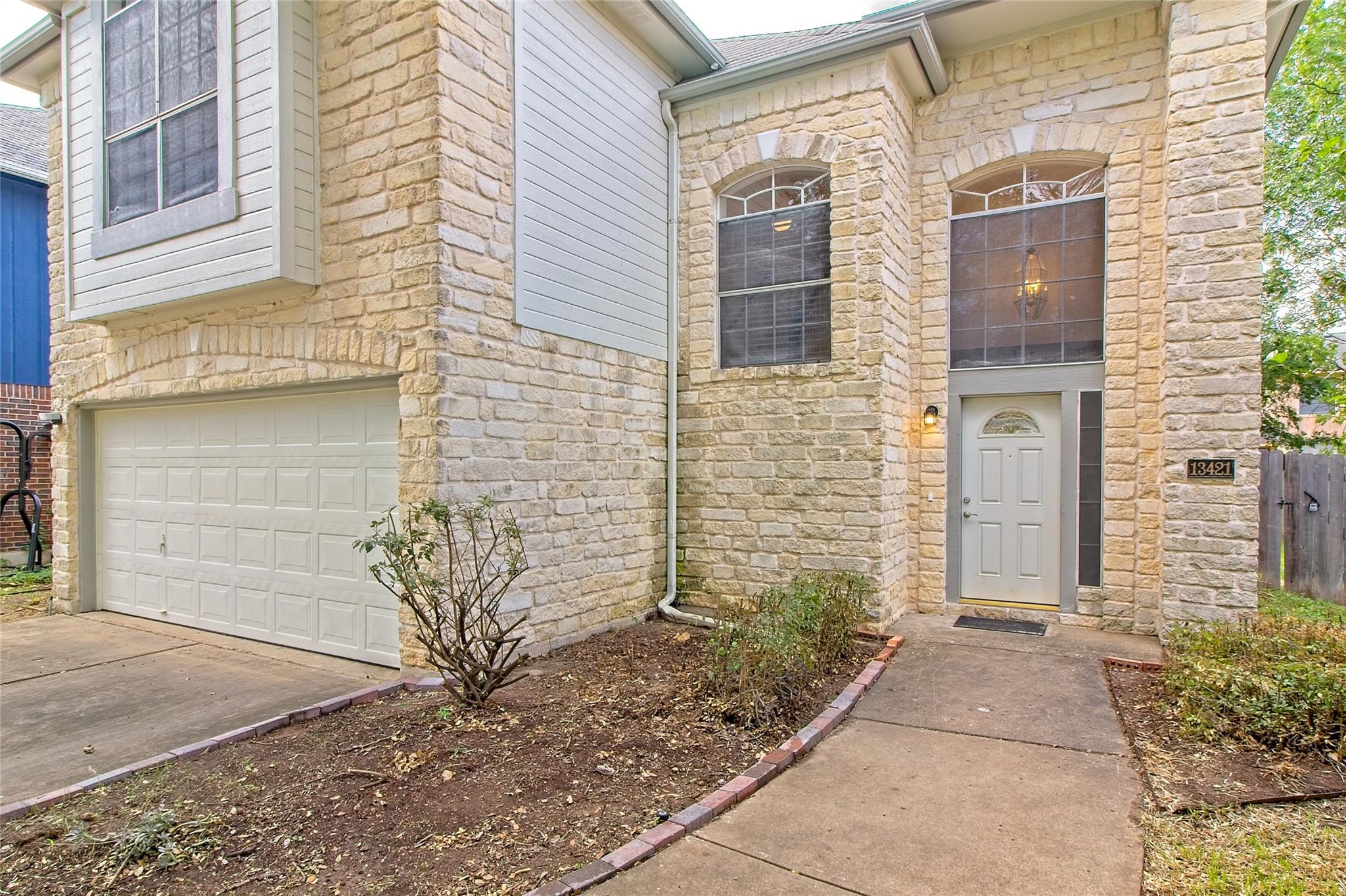 13421 Tossa Ln Property Photo 1