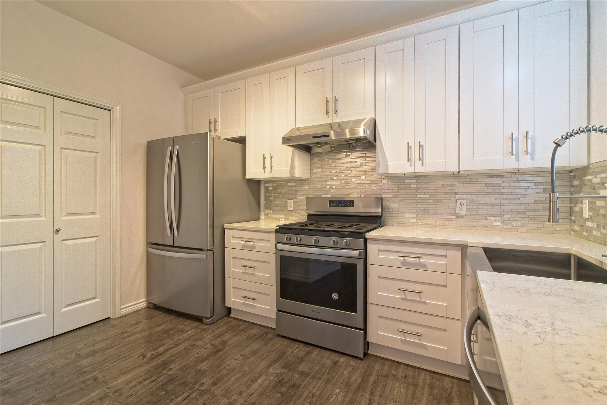 13421 Tossa Ln Property Photo 8