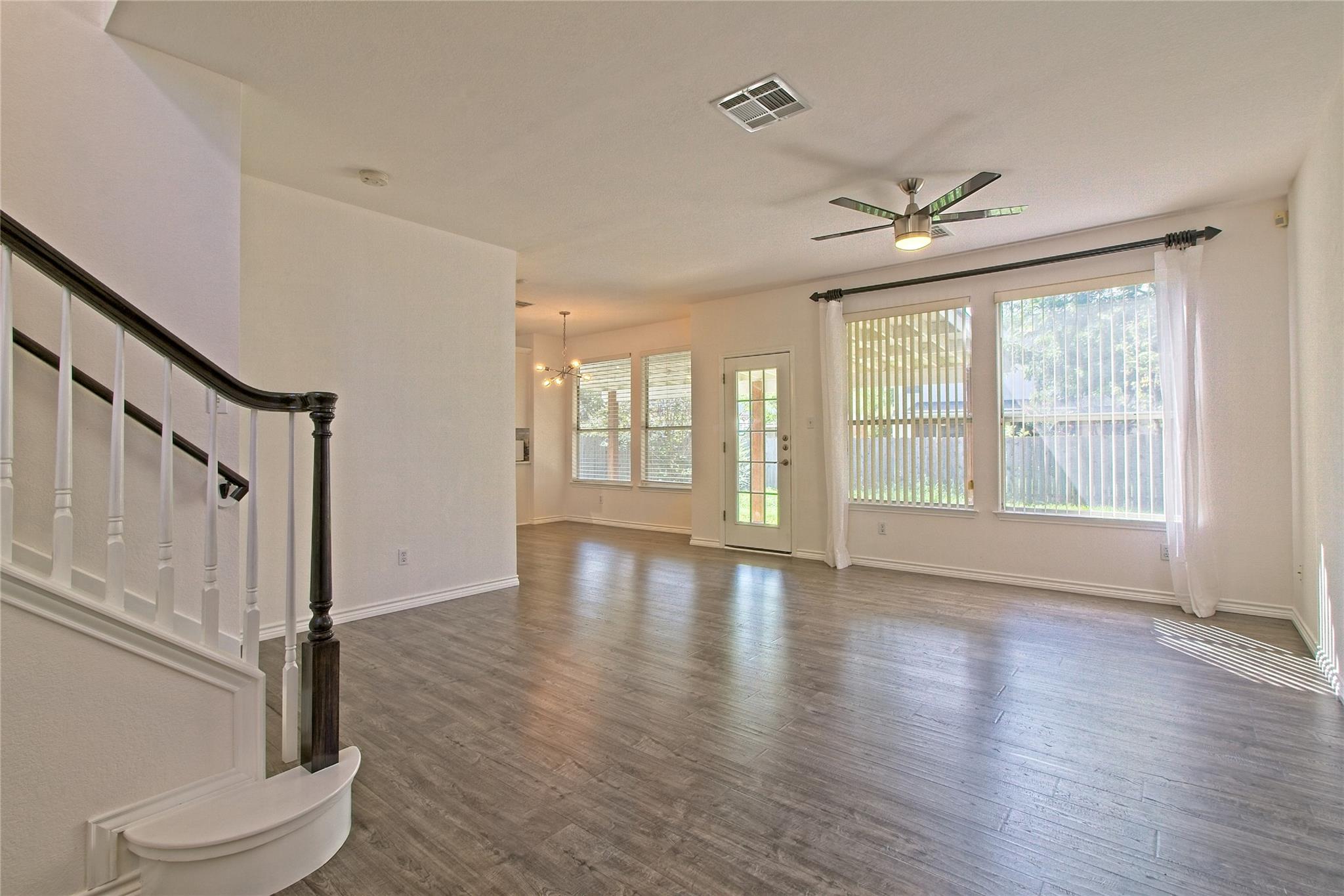 13421 Tossa Ln Property Photo 17