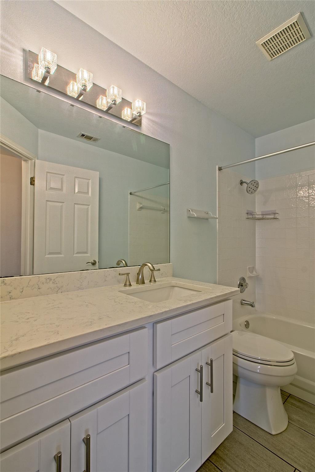 13421 Tossa Ln Property Photo 25