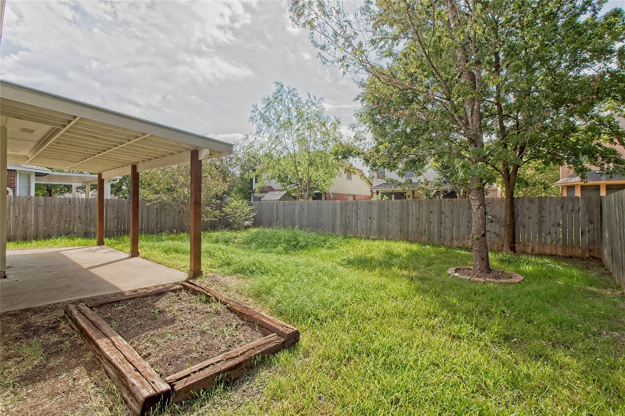 13421 Tossa Ln Property Photo 28