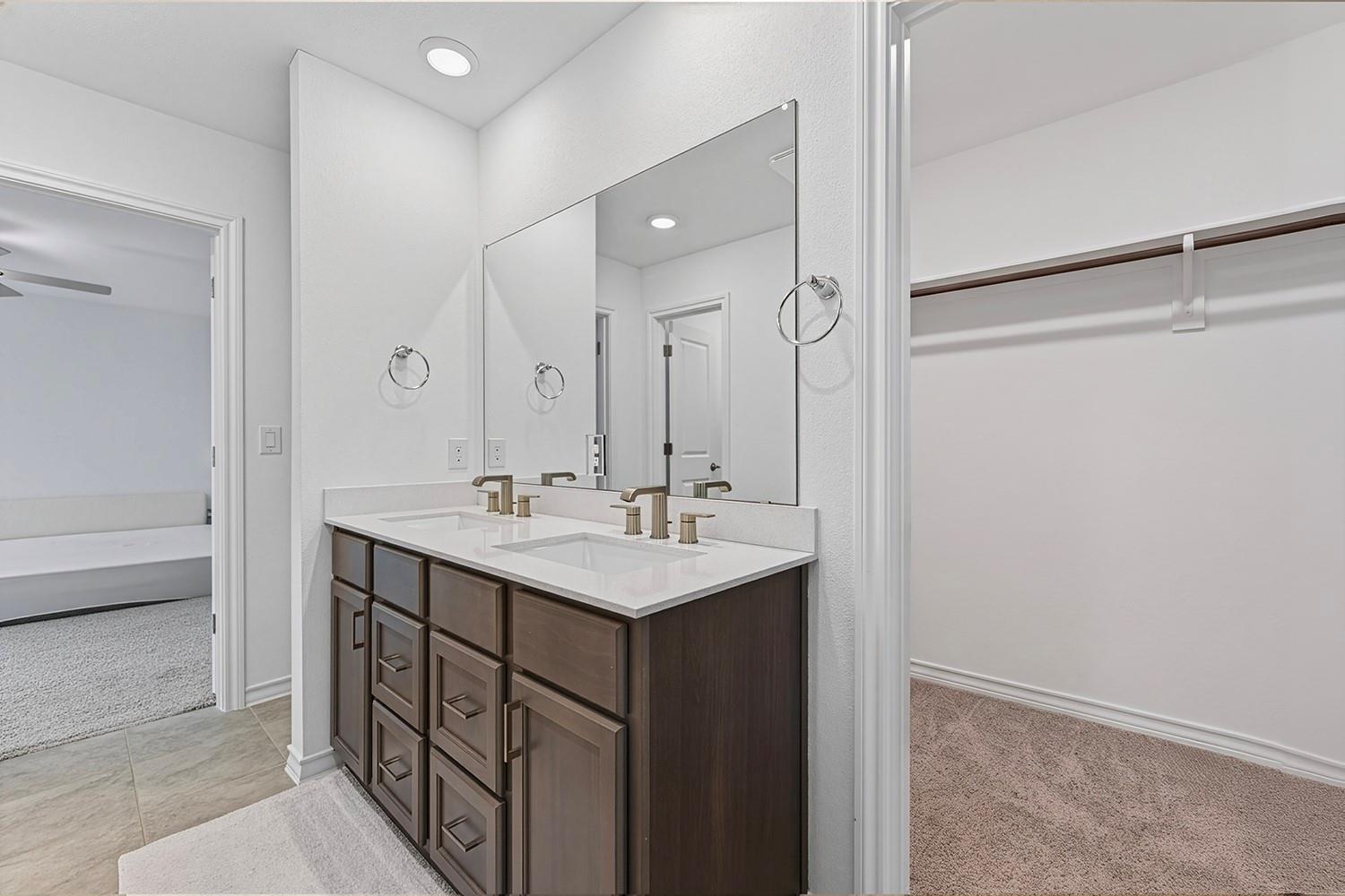 2911 St Regis Dr Property Photo 18