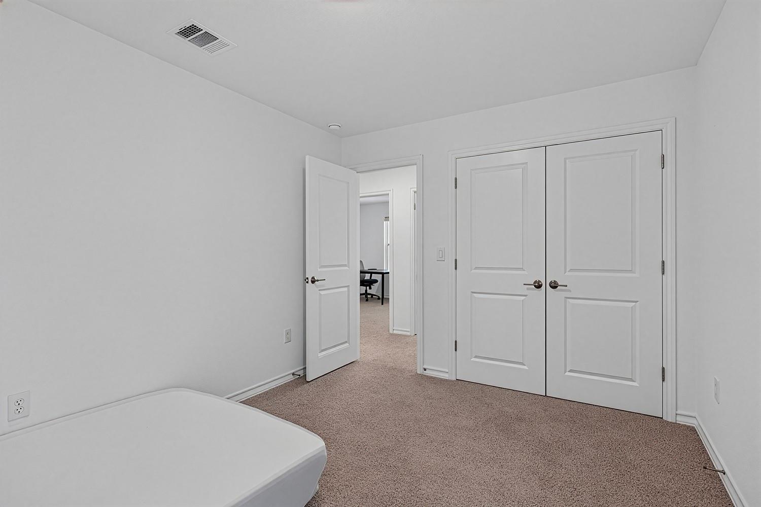 2911 St Regis Dr Property Photo 22