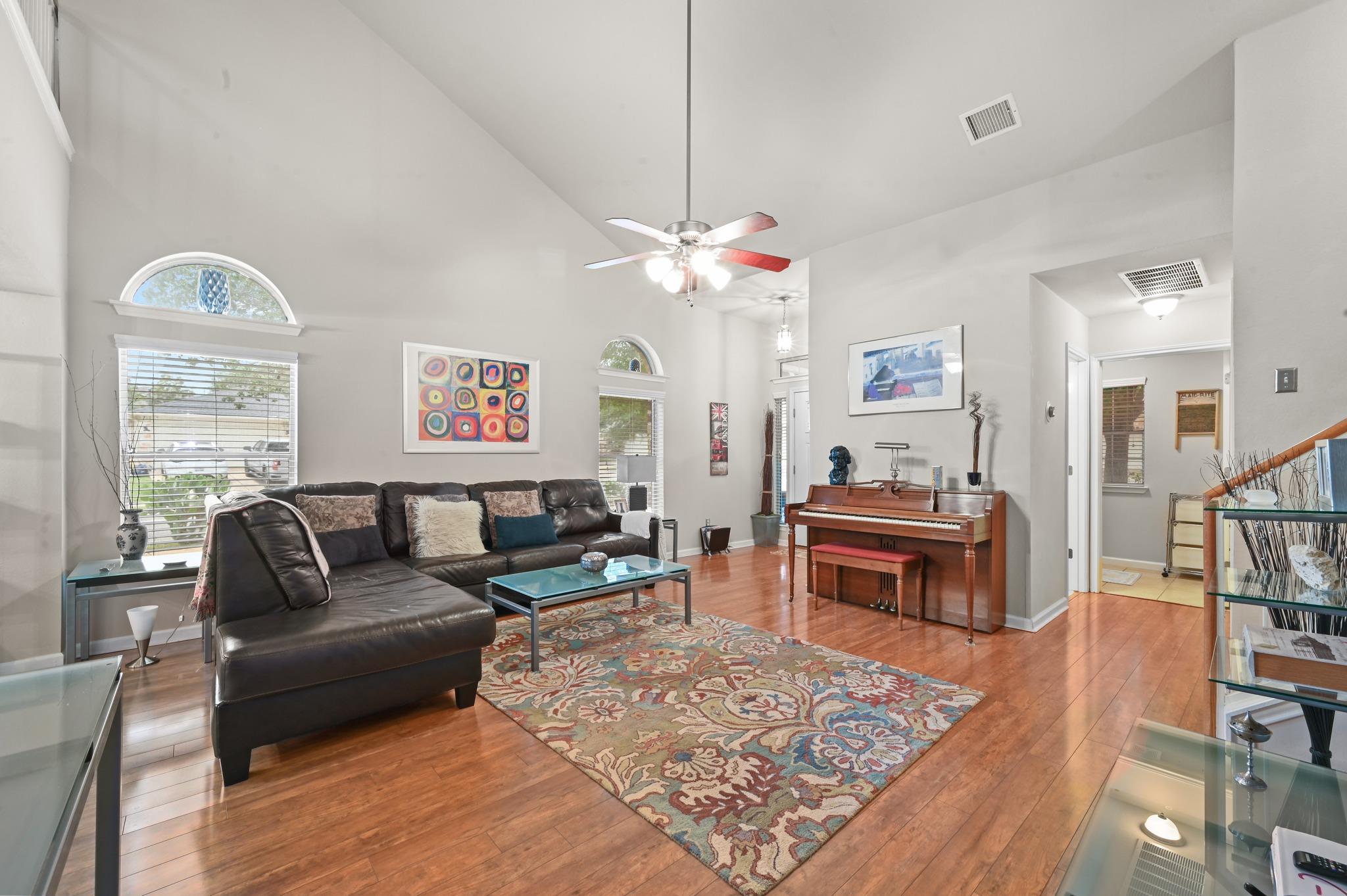 2407 Wilma Rudolph Rd Property Photo 6