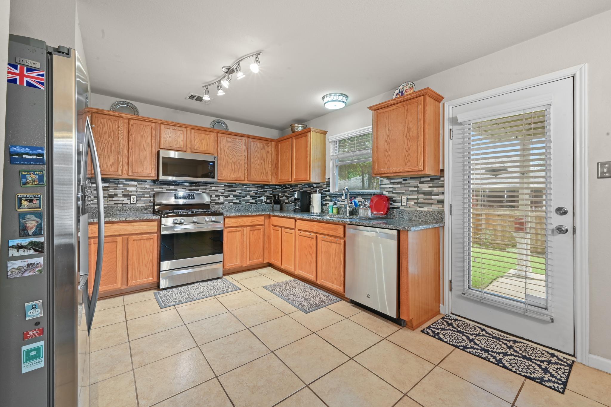 2407 Wilma Rudolph Rd Property Photo 9