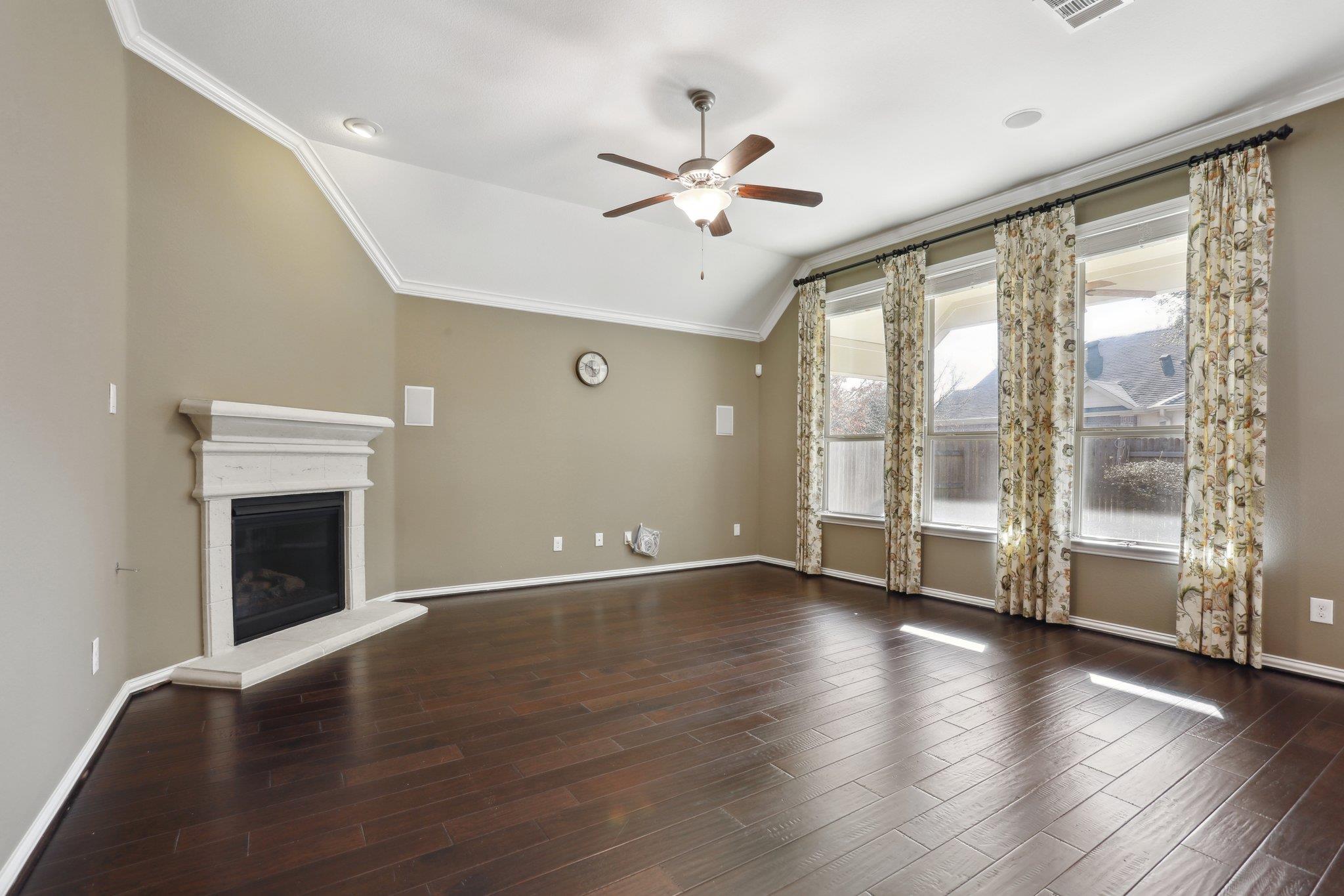 3205 Mayfield Ranch Cv Property Photo 10