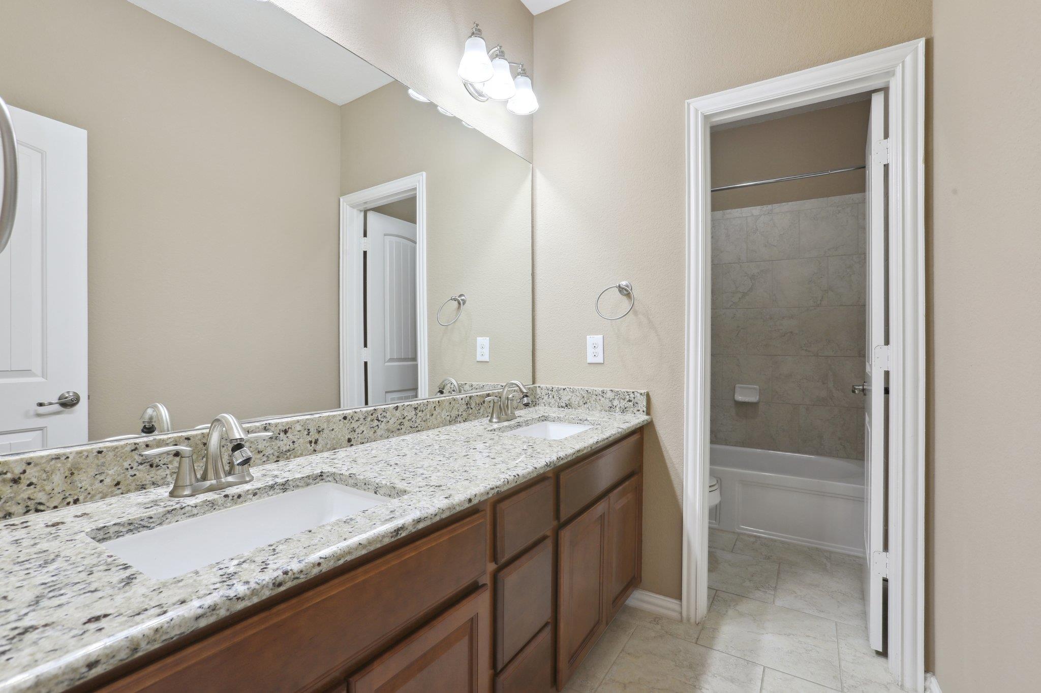 3205 Mayfield Ranch Cv Property Photo 28