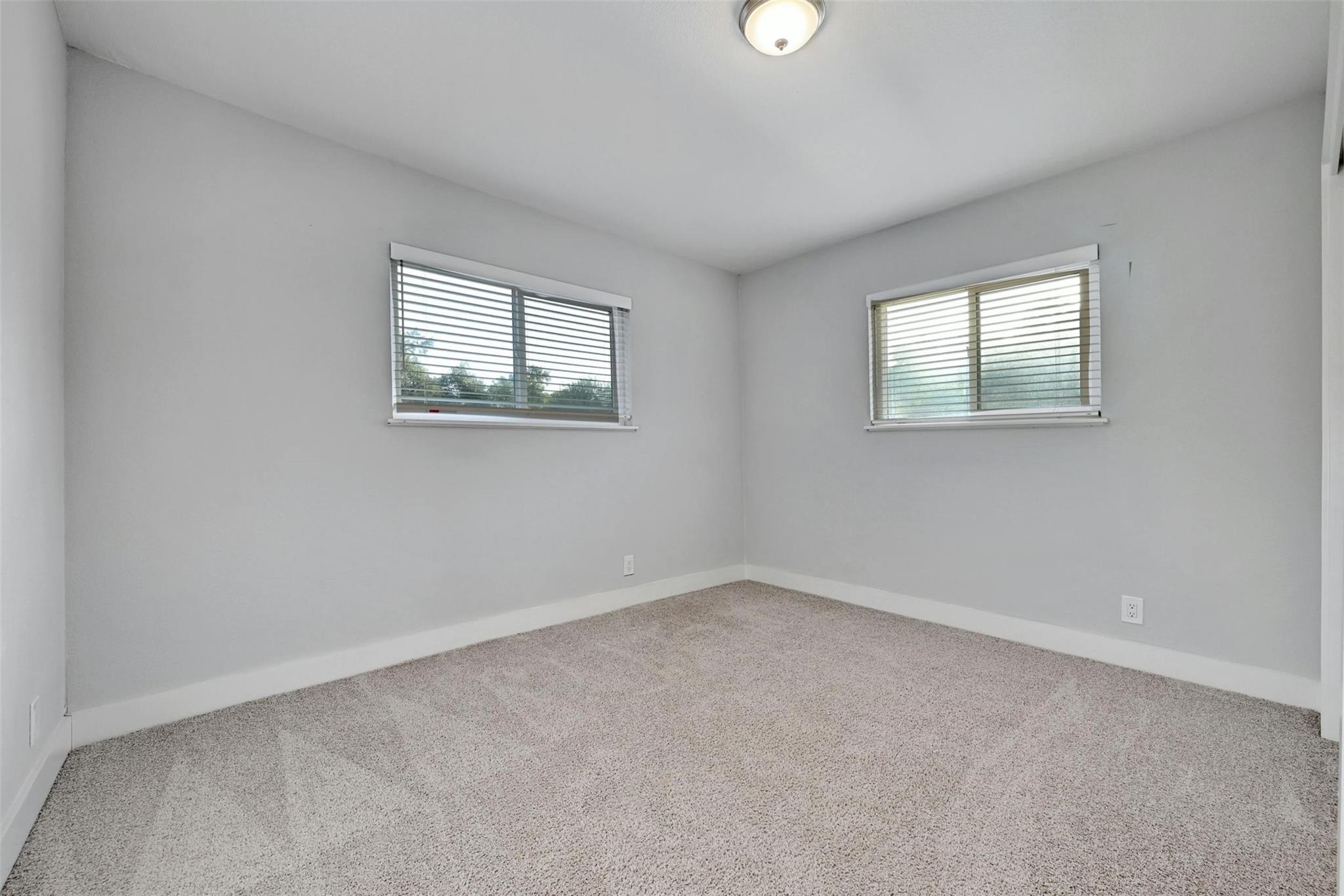 6113 Reicher Dr Property Photo 19