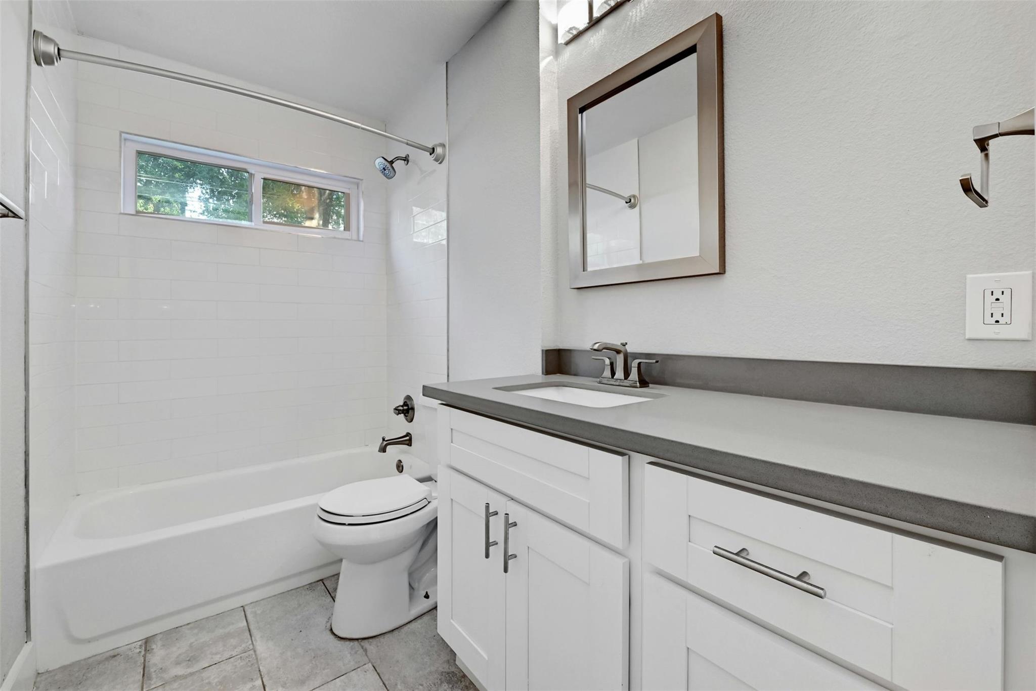 6113 Reicher Dr Property Photo 22