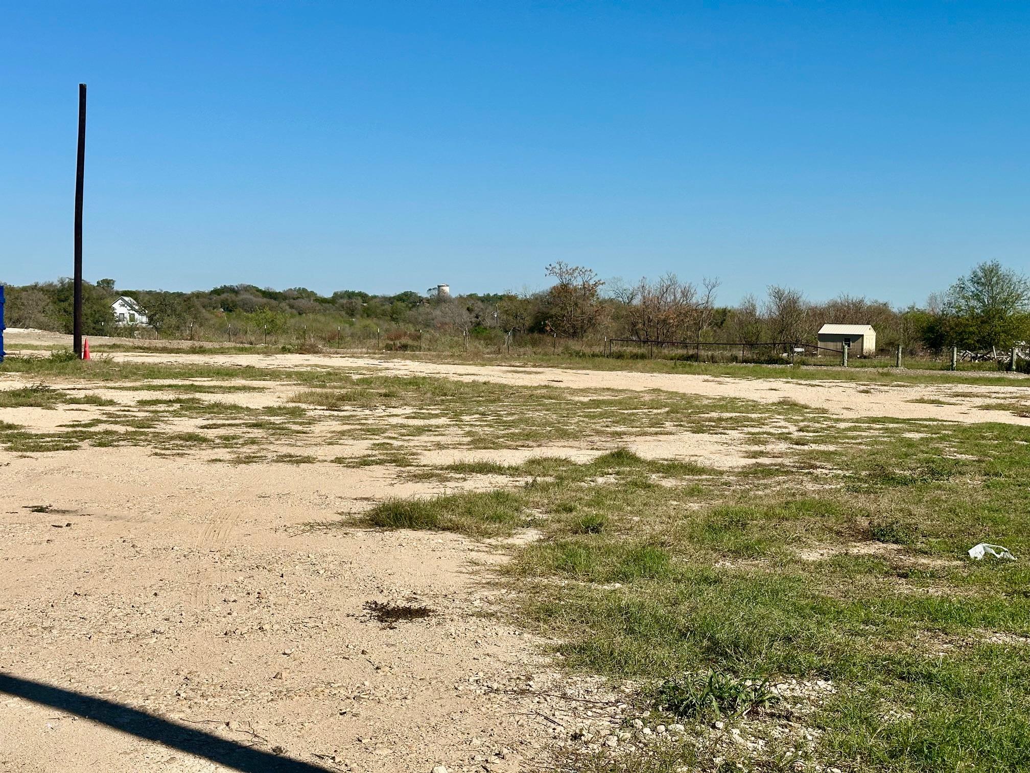 1750 S Fm 1626 None Property Photo 6