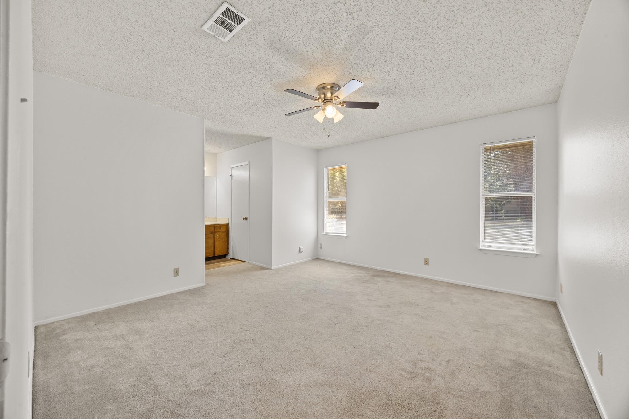 800 E Central Dr Property Photo 12