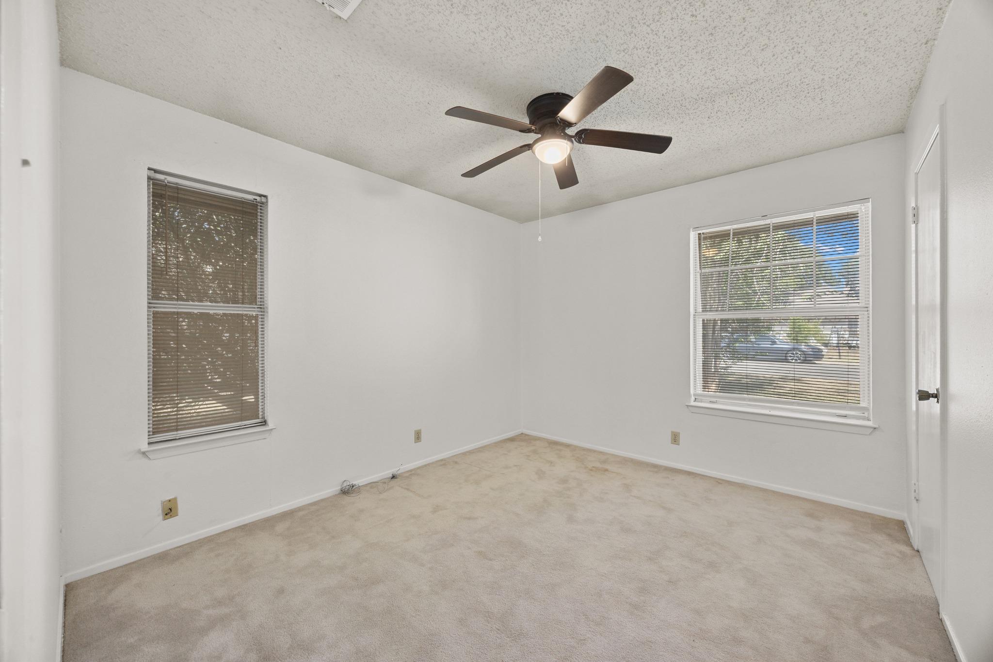 800 E Central Dr Property Photo 19
