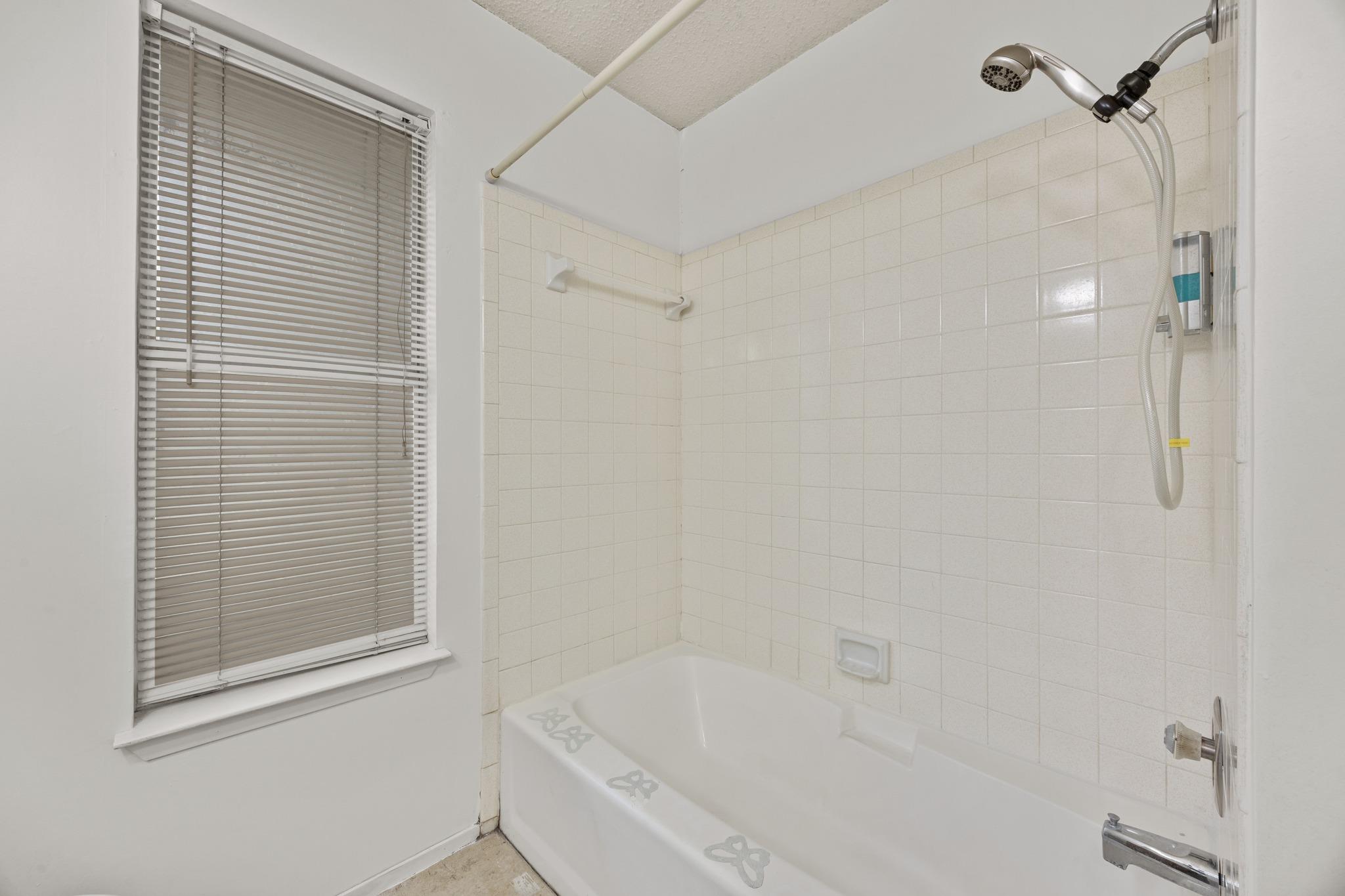800 E Central Dr Property Photo 24
