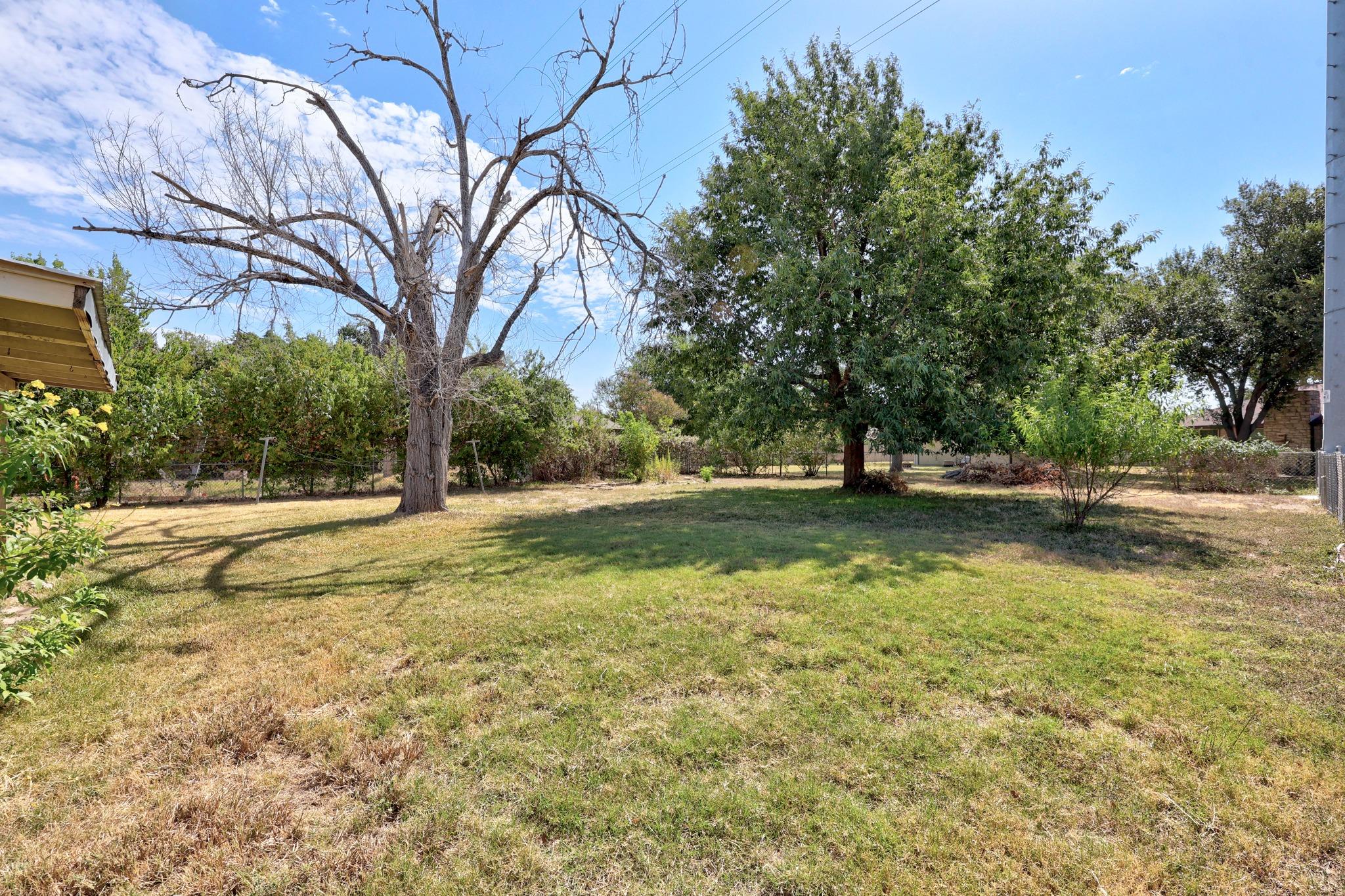 800 E Central Dr Property Photo 27