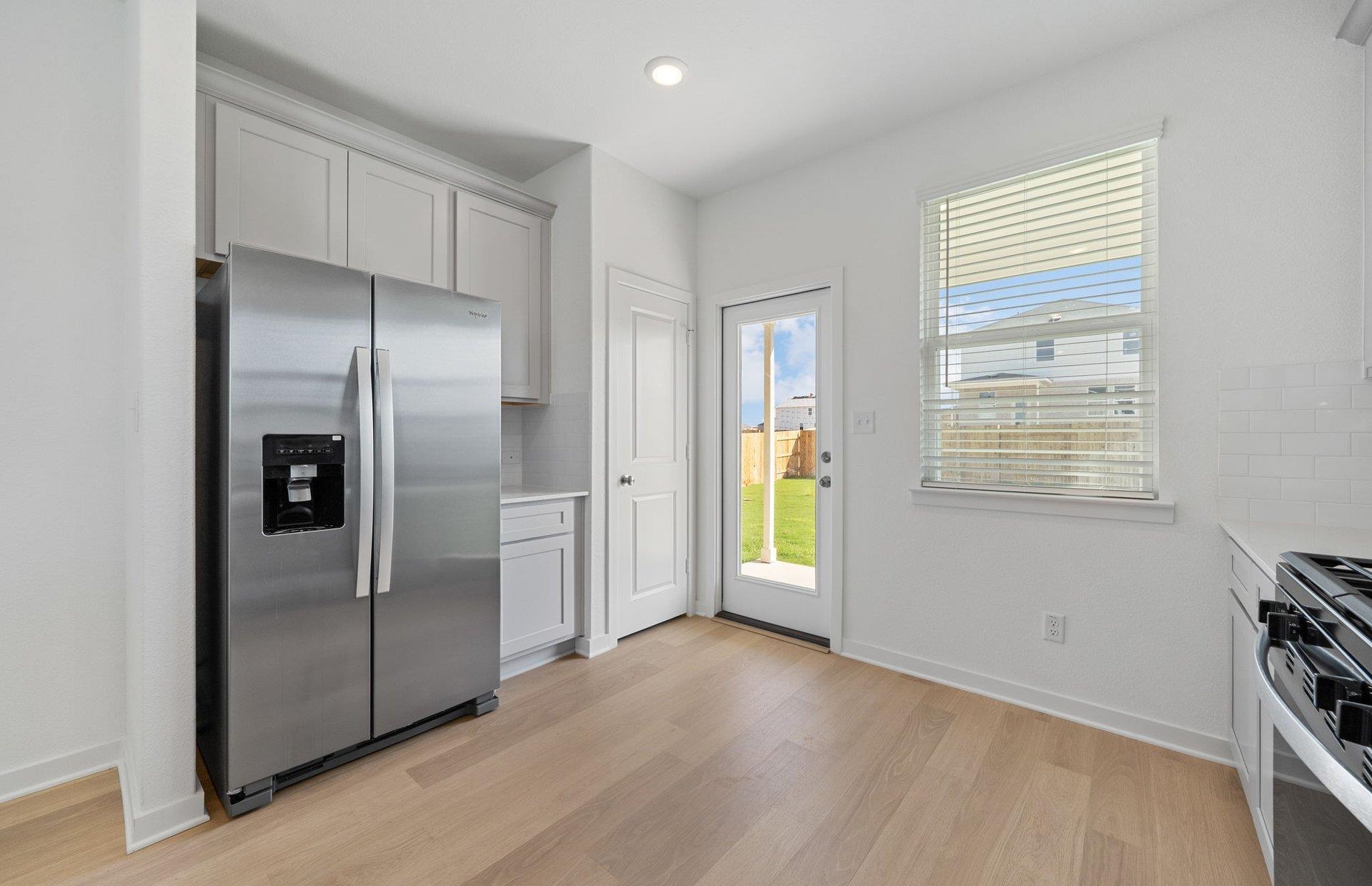 120 Sweetleaf Dr Property Photo 4