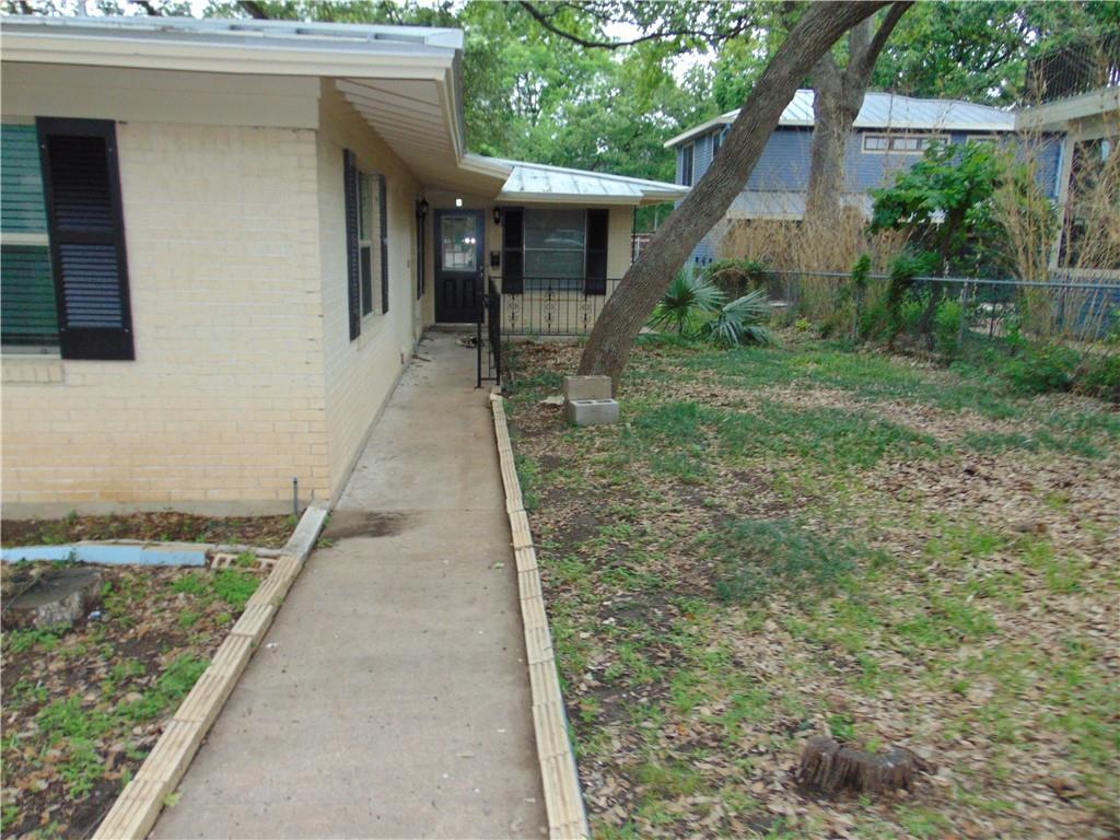 3904 Bailey Ln #b Property Photo 2