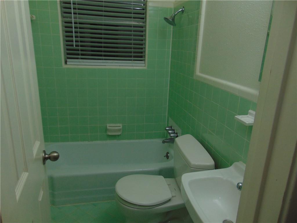 3904 Bailey Ln #b Property Photo 9
