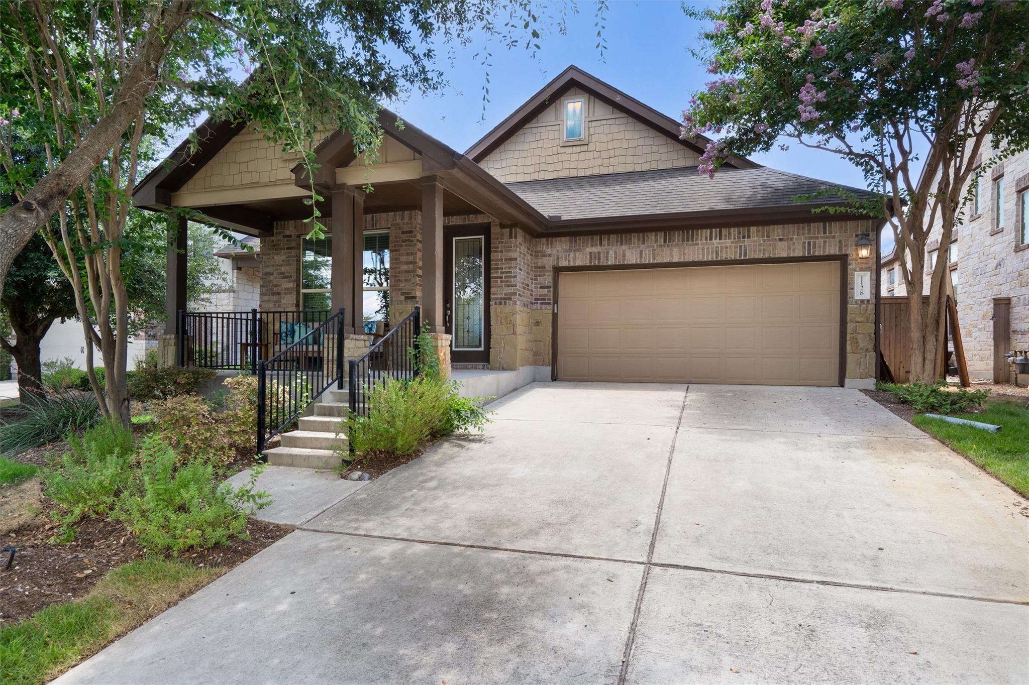 1128 Clearwing Cir Property Photo 2
