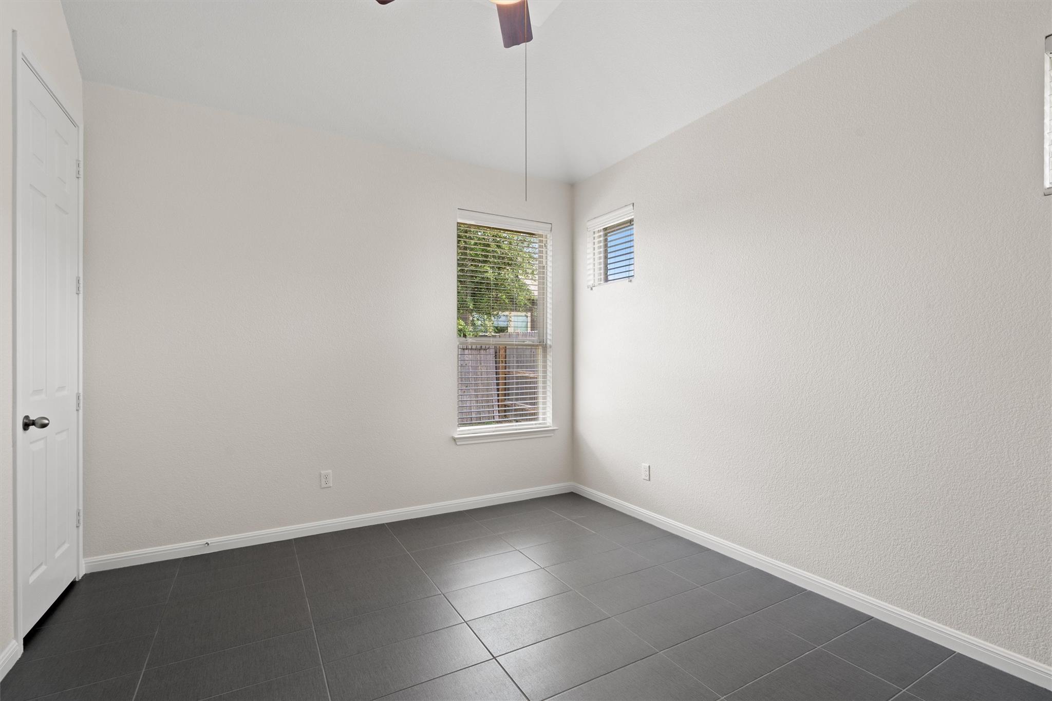 1128 Clearwing Cir Property Photo 23
