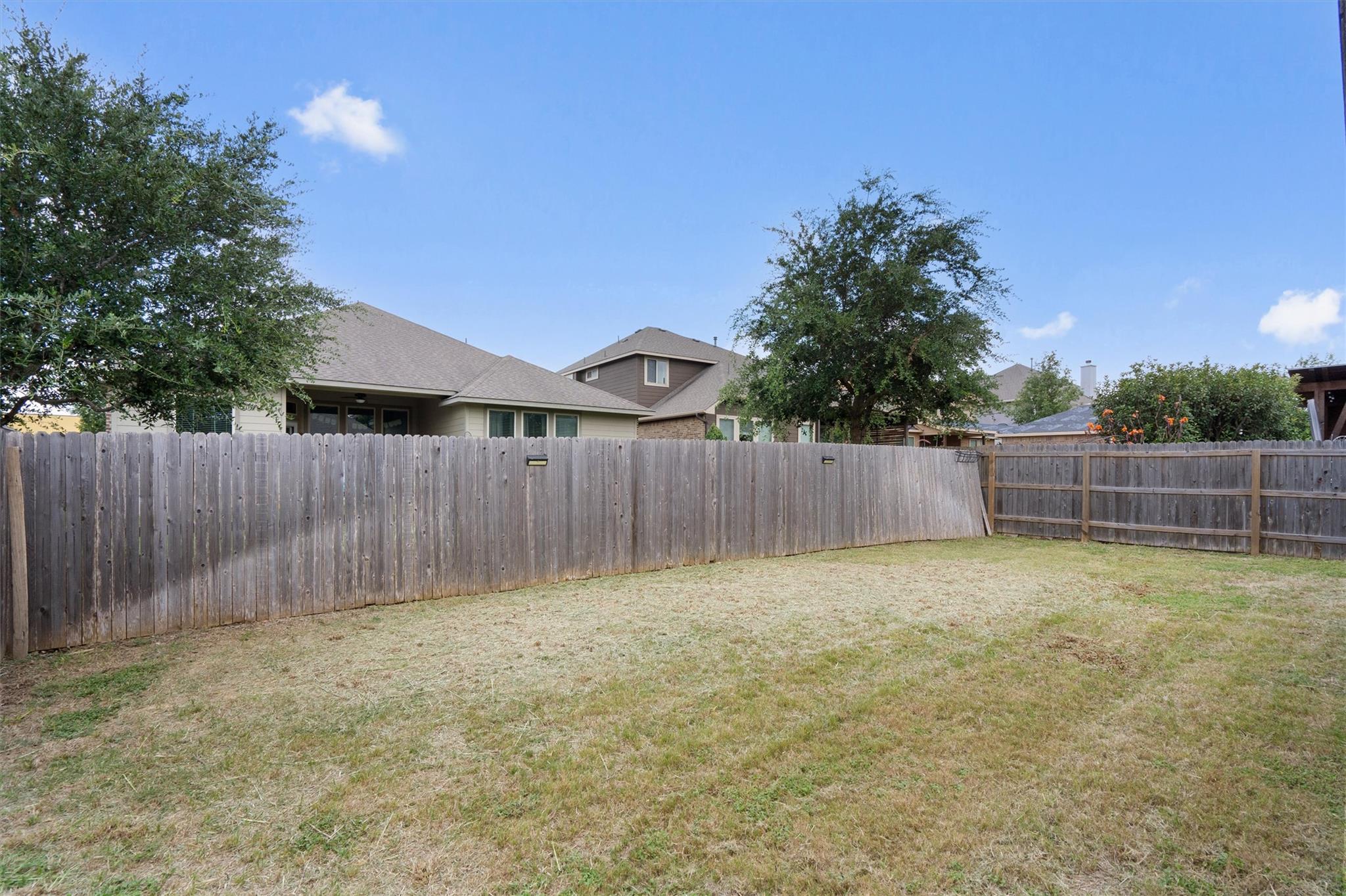 1128 Clearwing Cir Property Photo 30