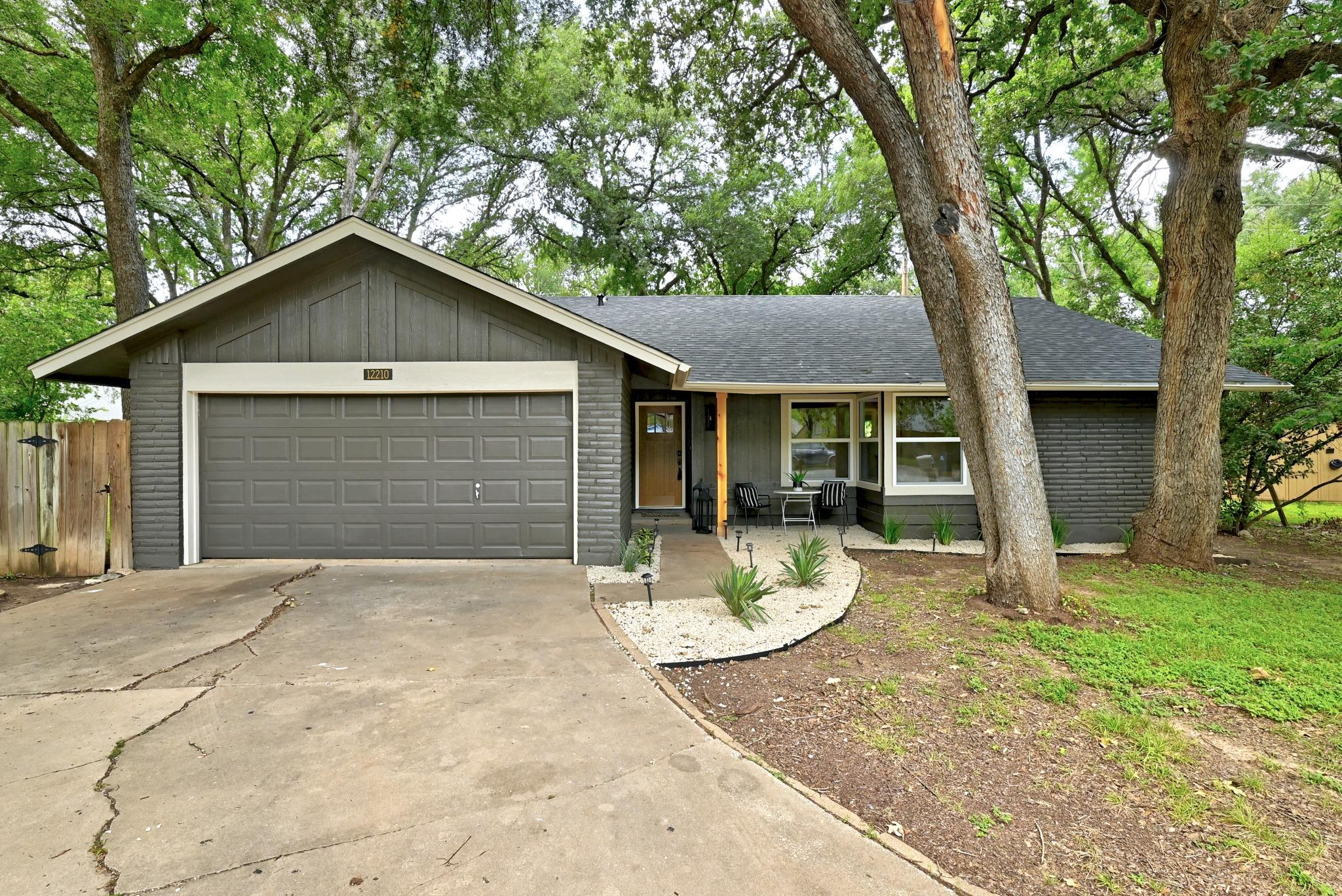 12210 Waxwing Cir Property Photo 1