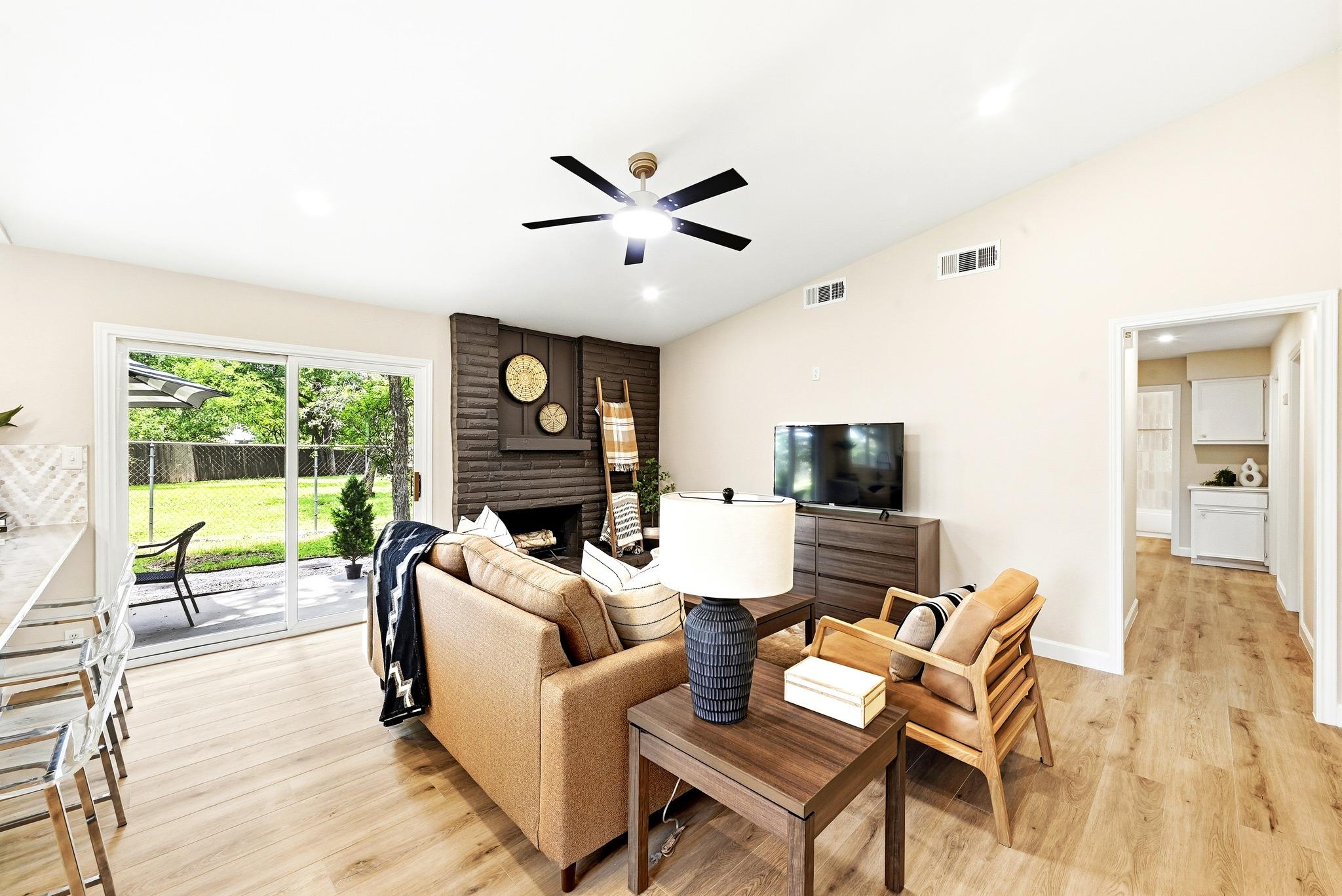 12210 Waxwing Cir Property Photo 7