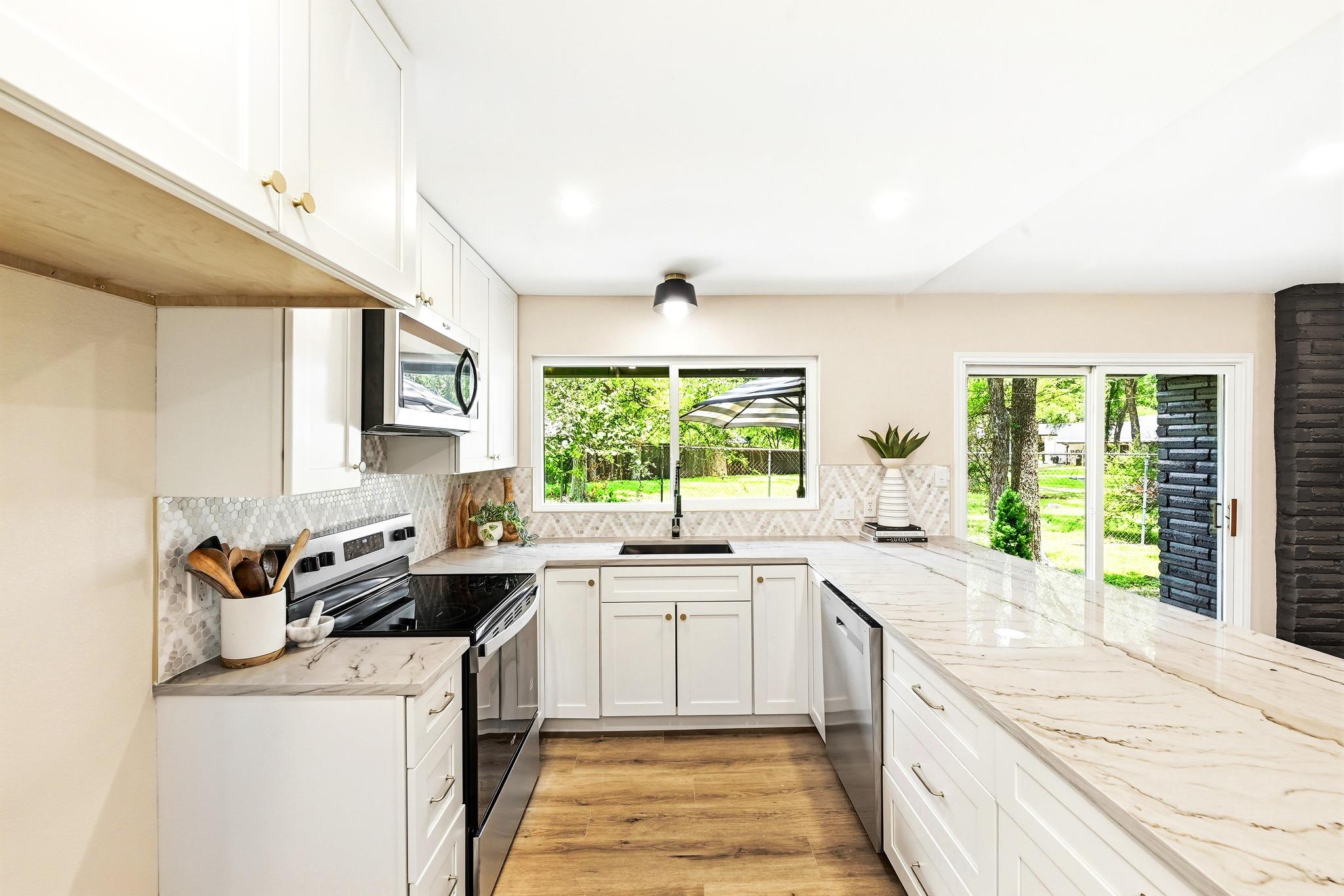 12210 Waxwing Cir Property Photo 12