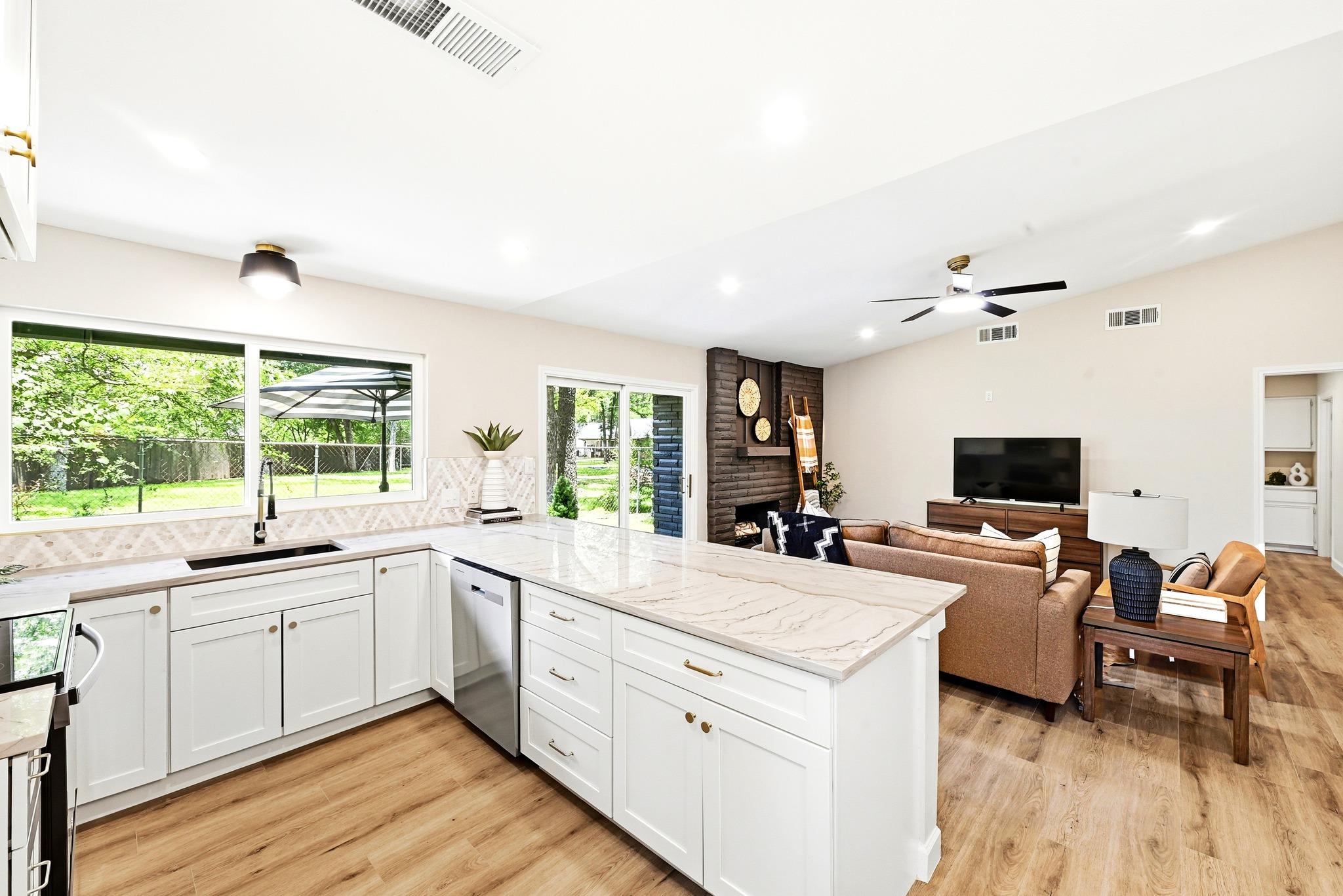 12210 Waxwing Cir Property Photo 13