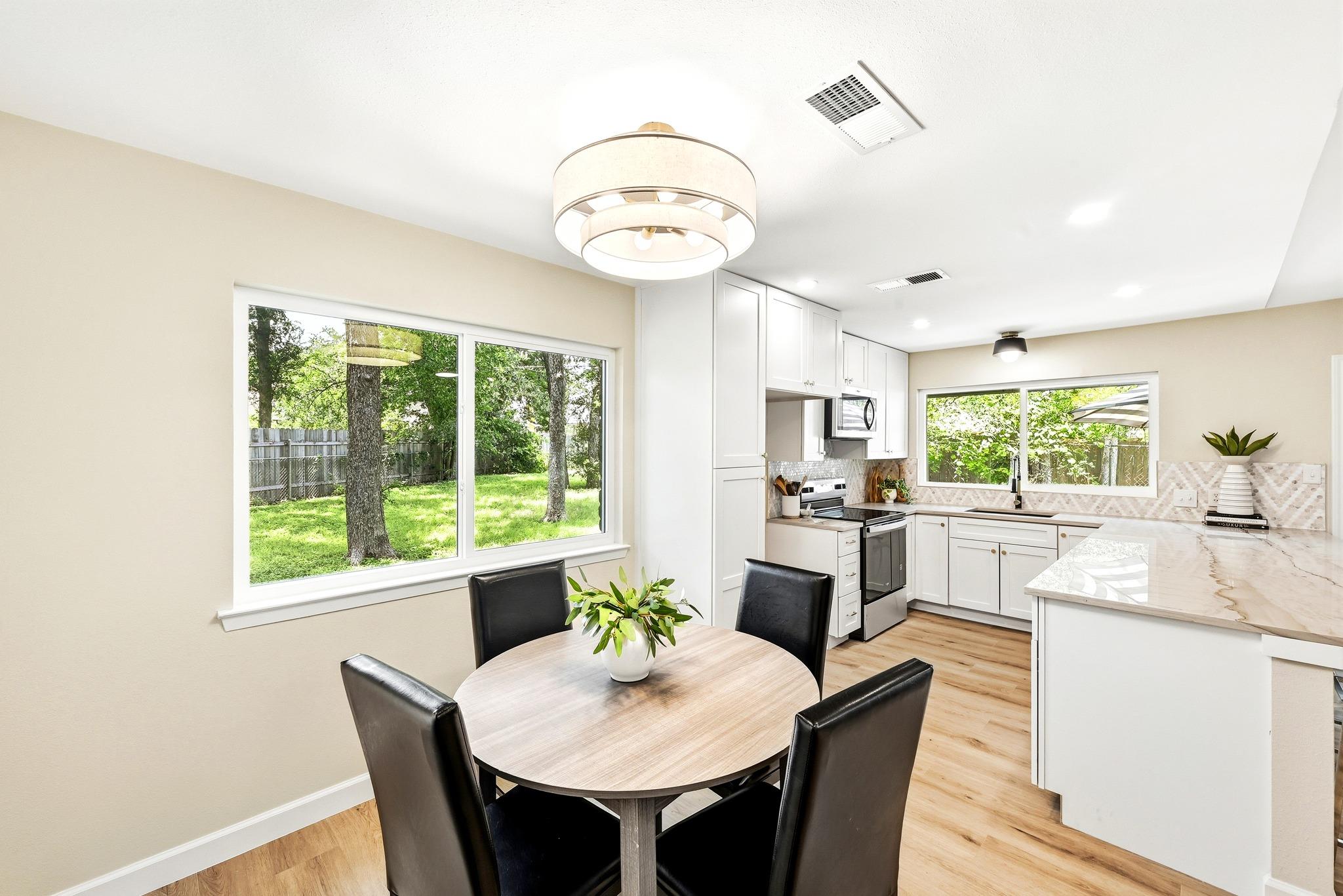12210 Waxwing Cir Property Photo 16