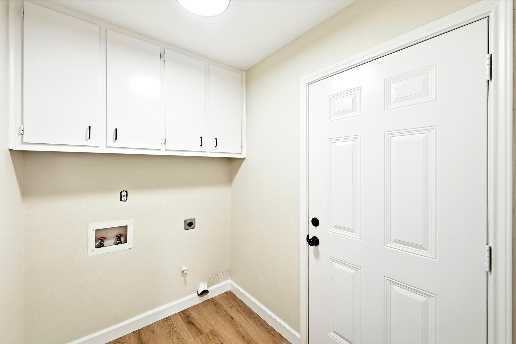 12210 Waxwing Cir Property Photo 28