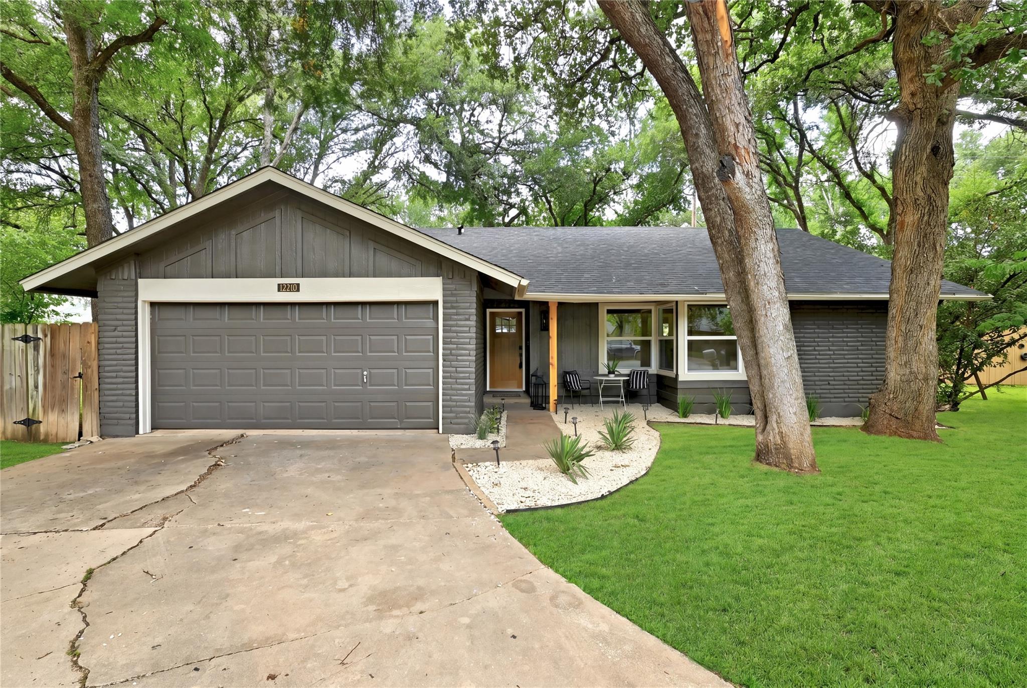 12210 Waxwing Cir Property Photo 33