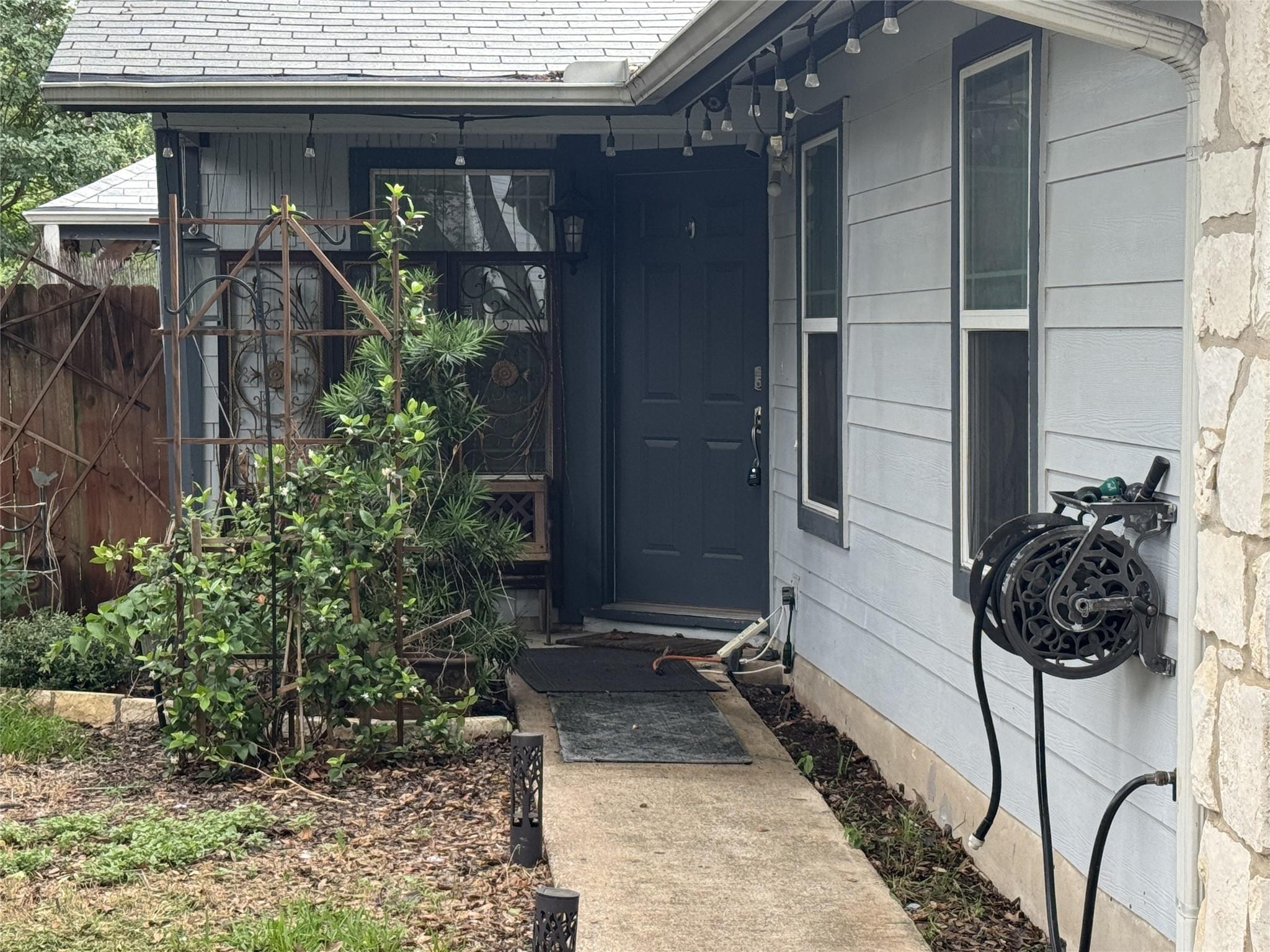 5814 Shreveport Dr Property Photo 3