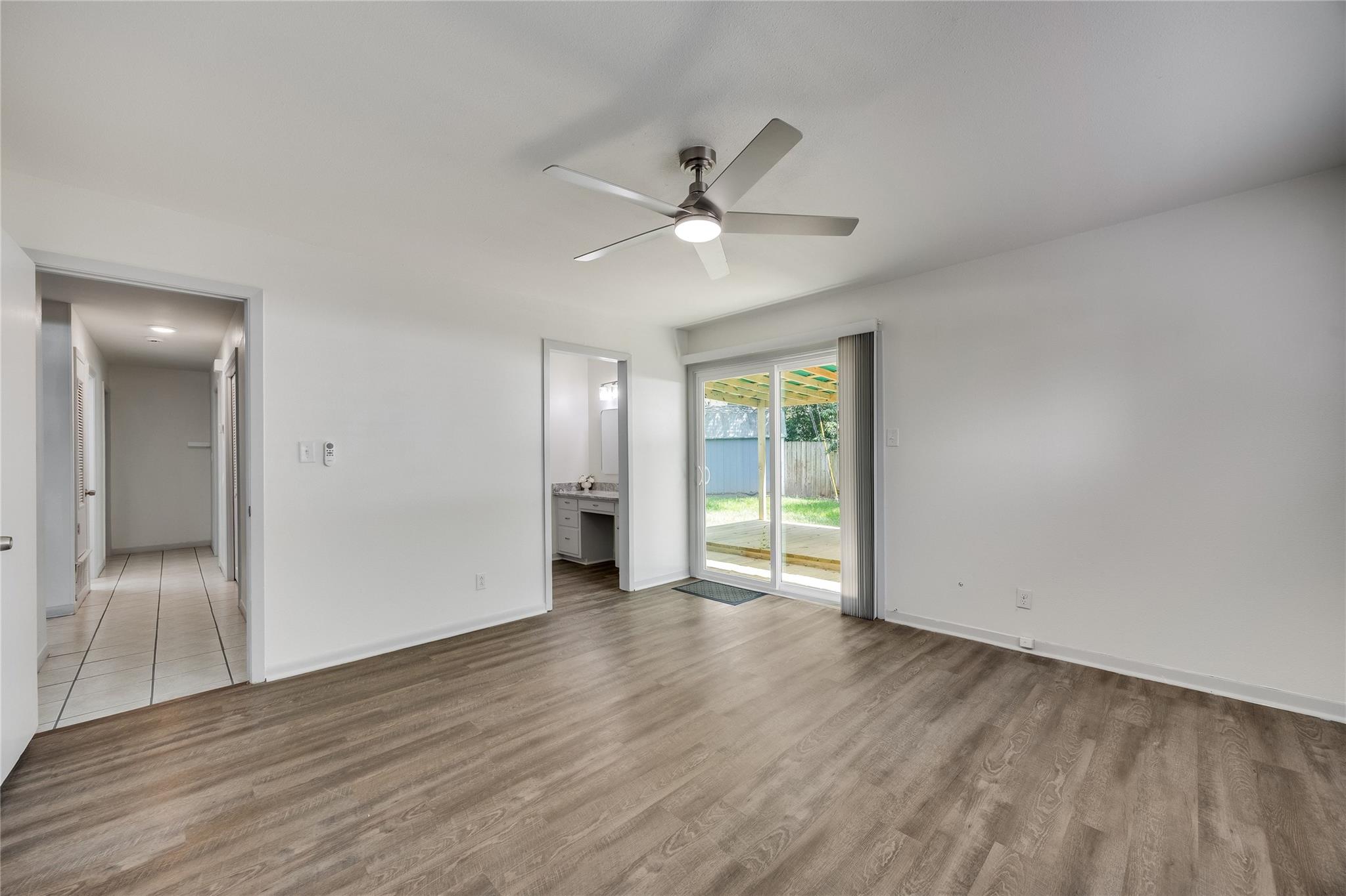 8803 Westover Club Dr #b Property Photo 14